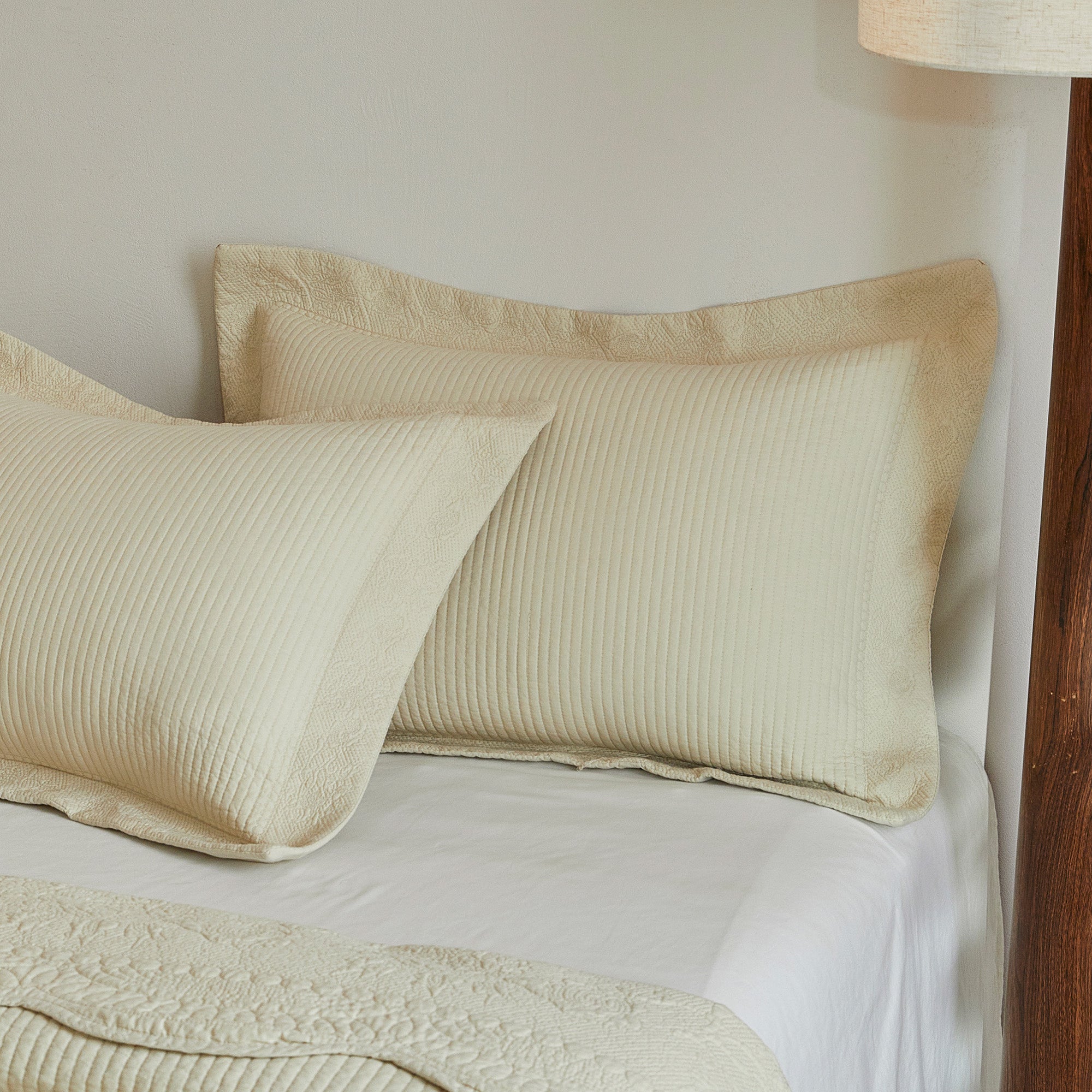3 Piece 100% Cotton Quilt Set, Oversized Lightweight Textured Bedspread TG