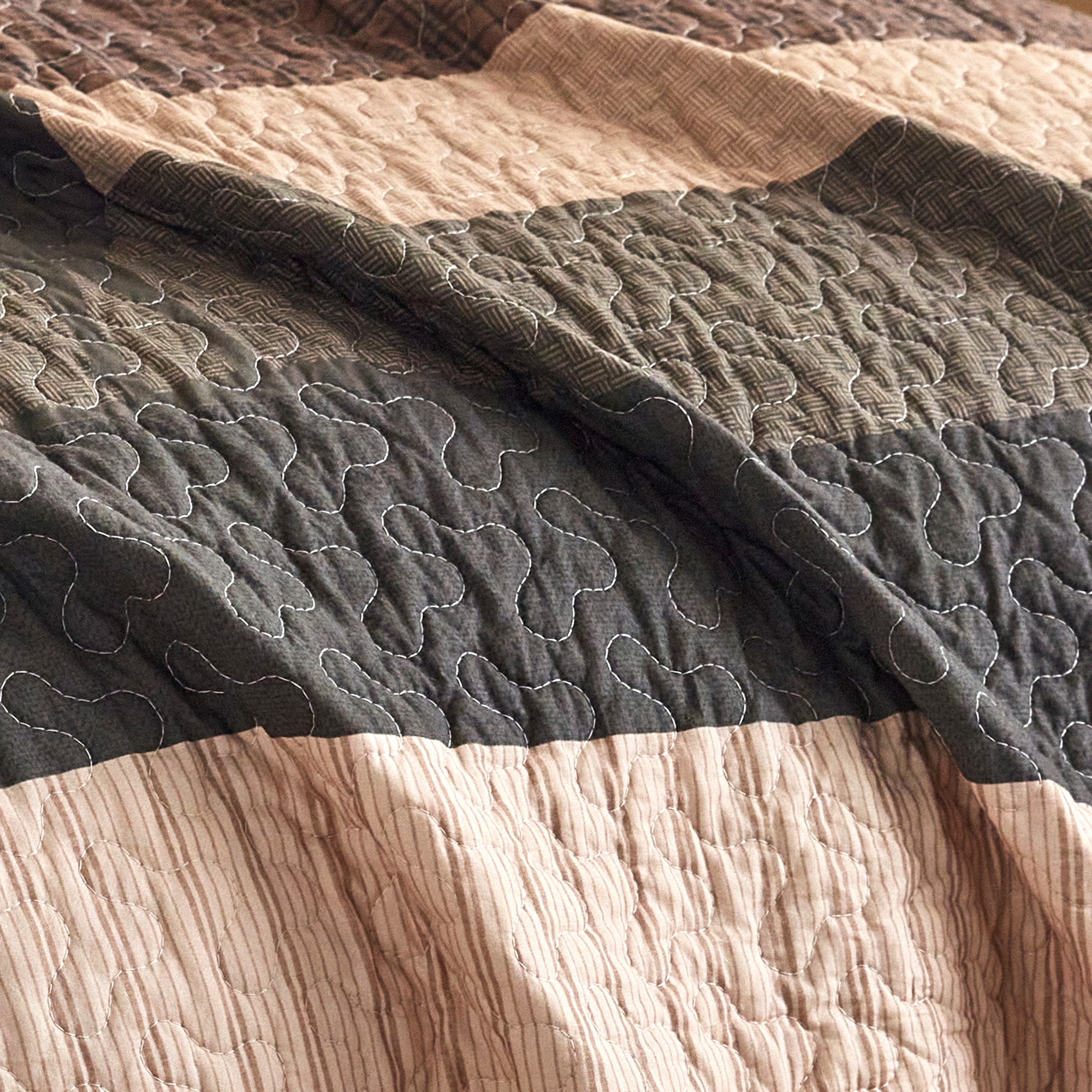 Rustic Lodge 3 Pcs 100% Cotton Bear & Deer Forest Quilt Bedspread Set CP328