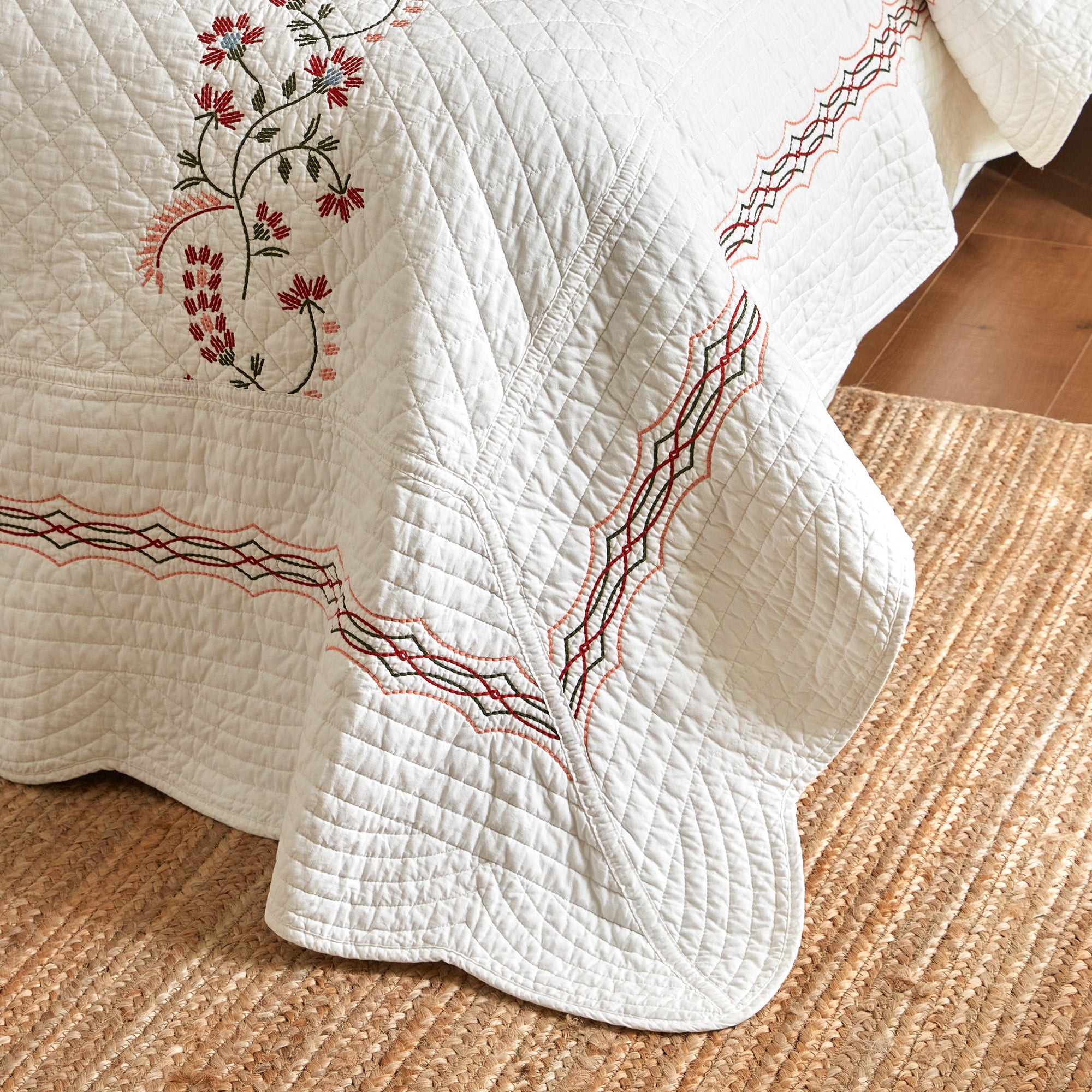 3 Piece Cotton Embroidered Quilt Set – Farmhouse Bedspread TC155