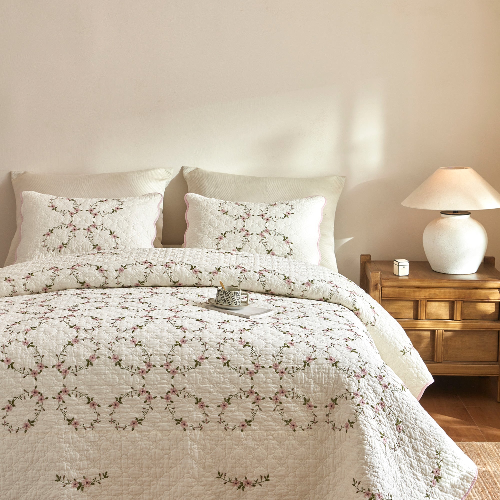 3Pcs Cotton French Country Floral Quilt Bedspread Set Cottagecore Style TC154