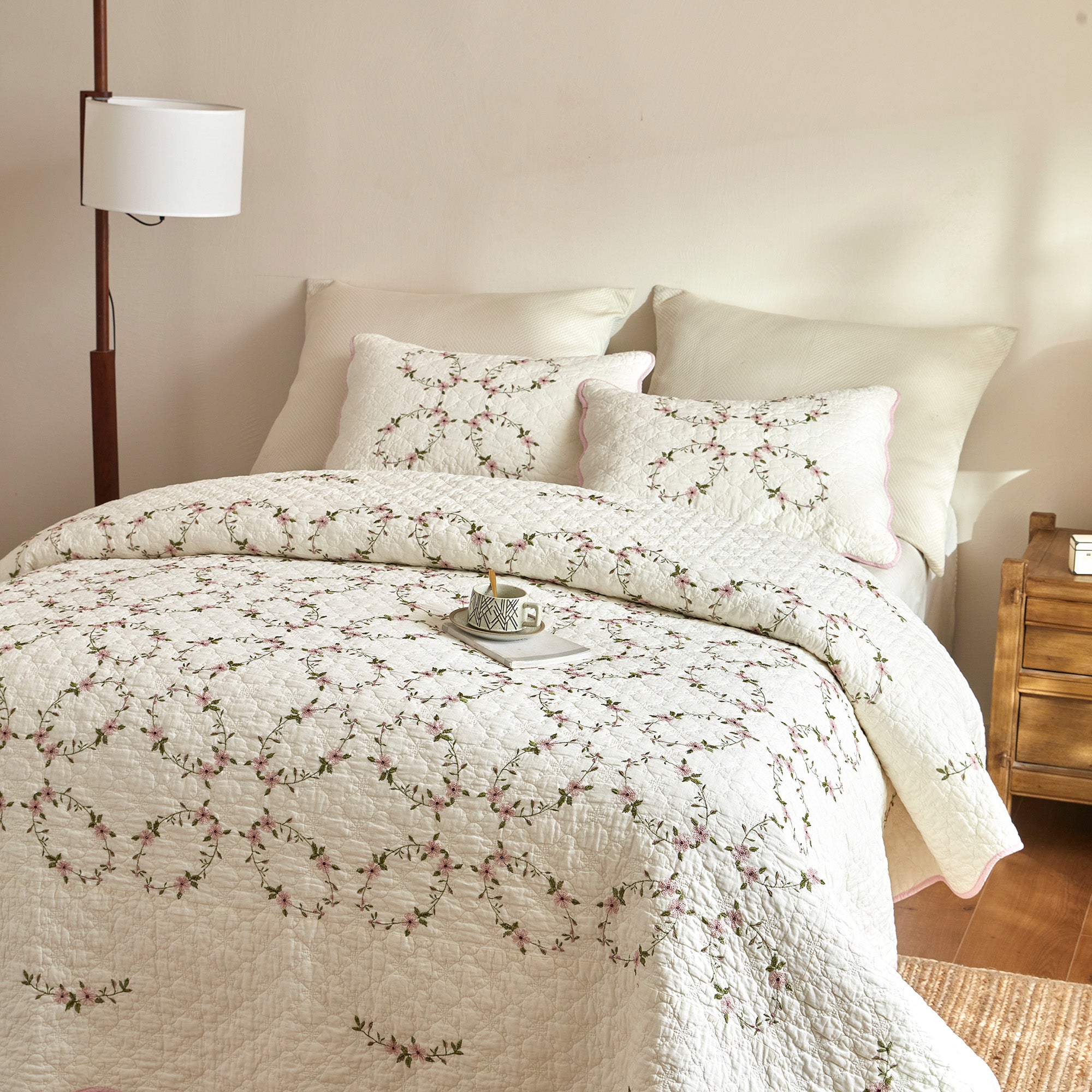 3Pcs Cotton French Country Floral Quilt Bedspread Set Cottagecore Style TC154