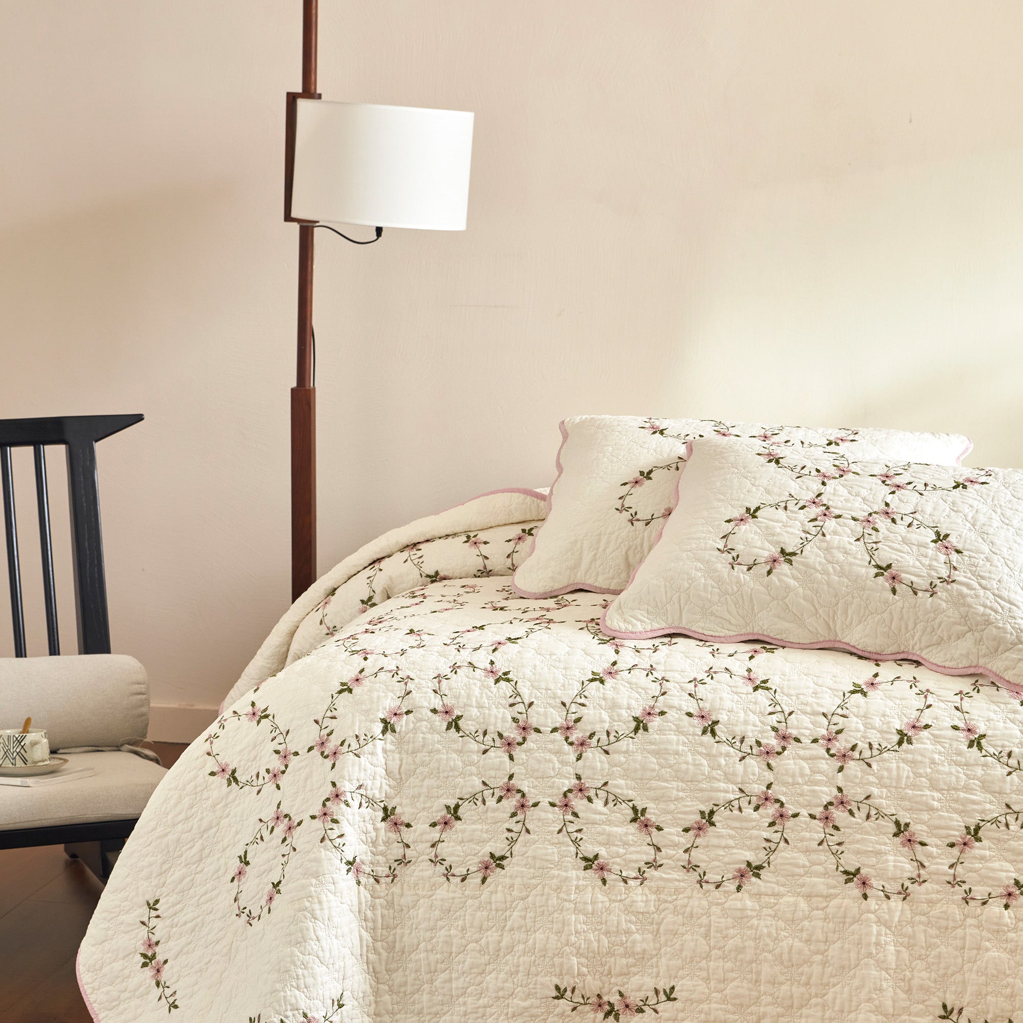 3Pcs Cotton French Country Floral Quilt Bedspread Set Cottagecore Style TC154