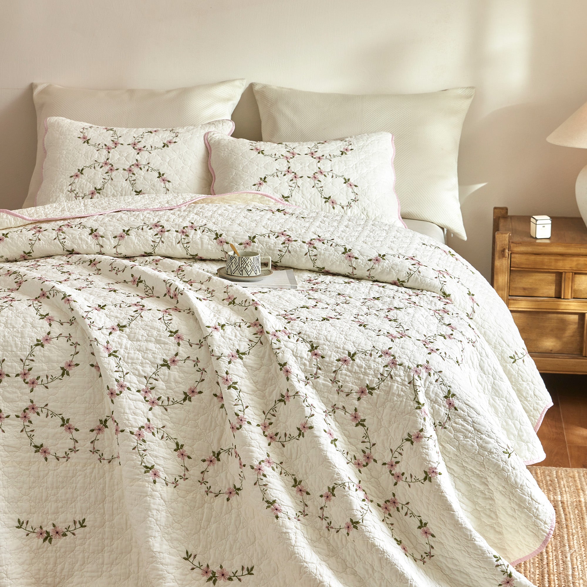 3Pcs Cotton French Country Floral Quilt Bedspread Set Cottagecore Style TC154