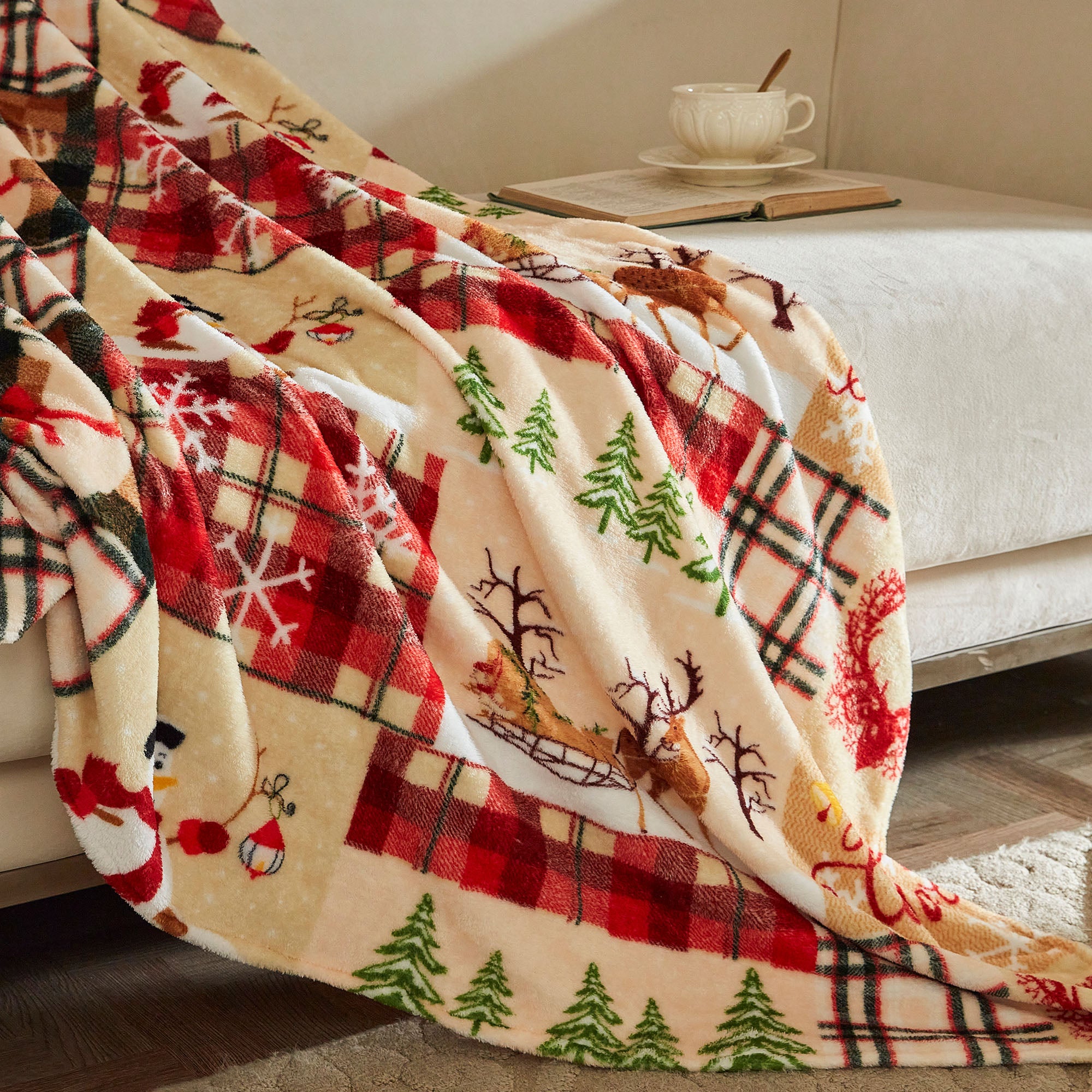 Christmas Throw Blanket 50" x 60" – Soft Flannel Quilt Set Bedspread Throw for Couch, Sofa & Bed