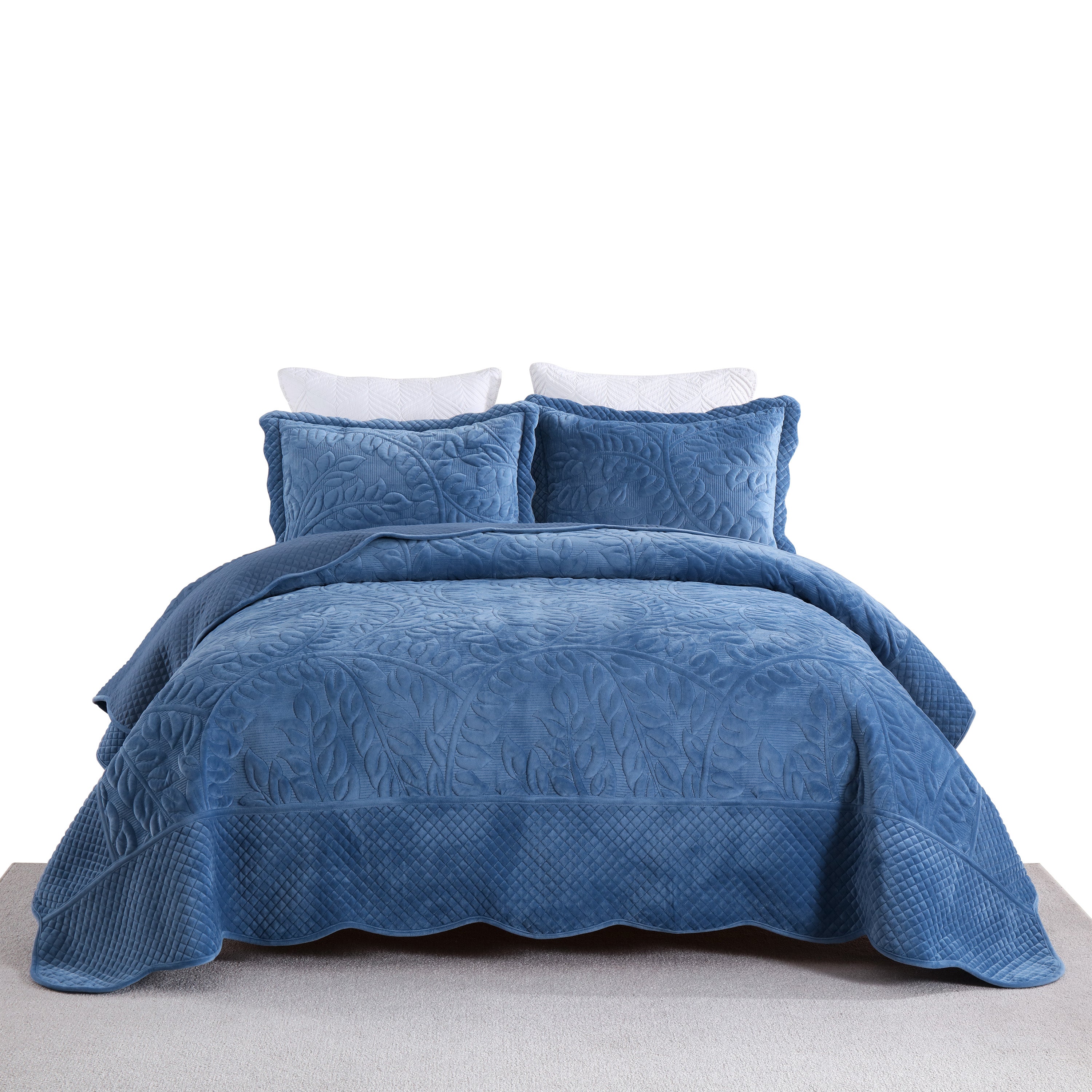 3 Piece Oversized Luxury Velvet Quilt Set Leaf Embroidered Bedspread