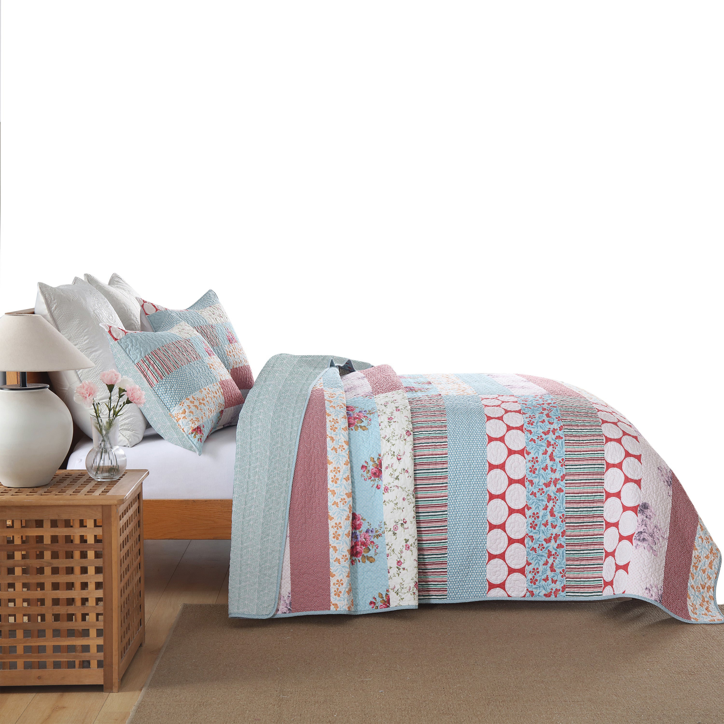 3 Piece Floral Patchwork Printed Quilt Bedspread Set BY331