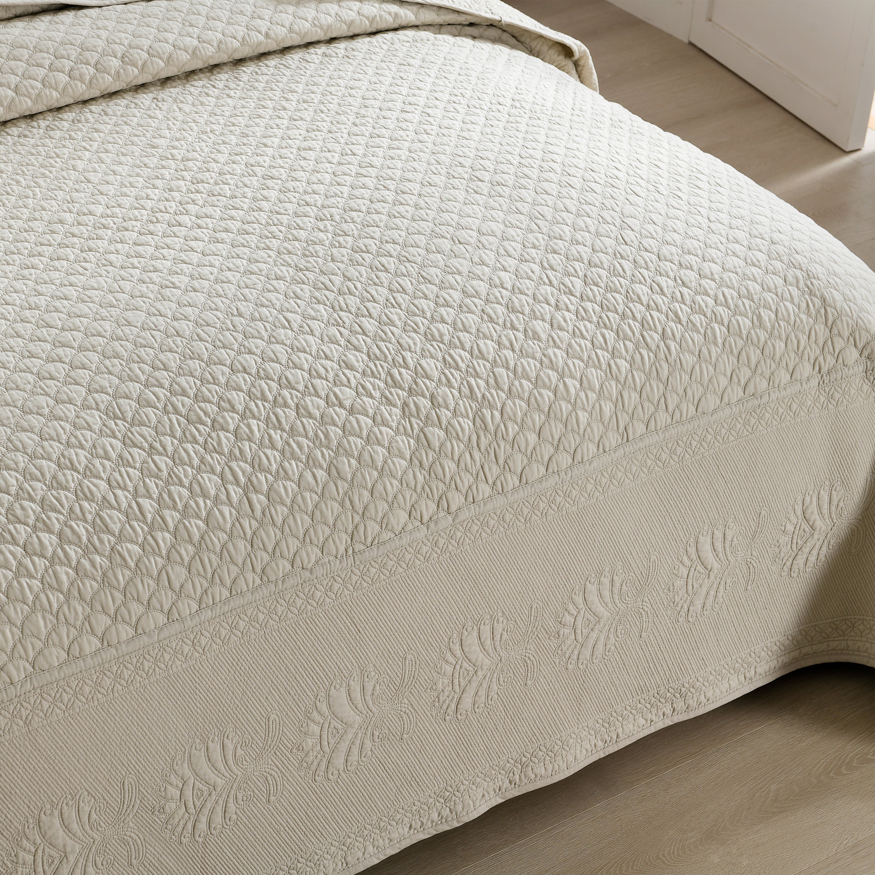3 Piece 100% Cotton Oversized Lightweight Quilt Set Bedspread TM
