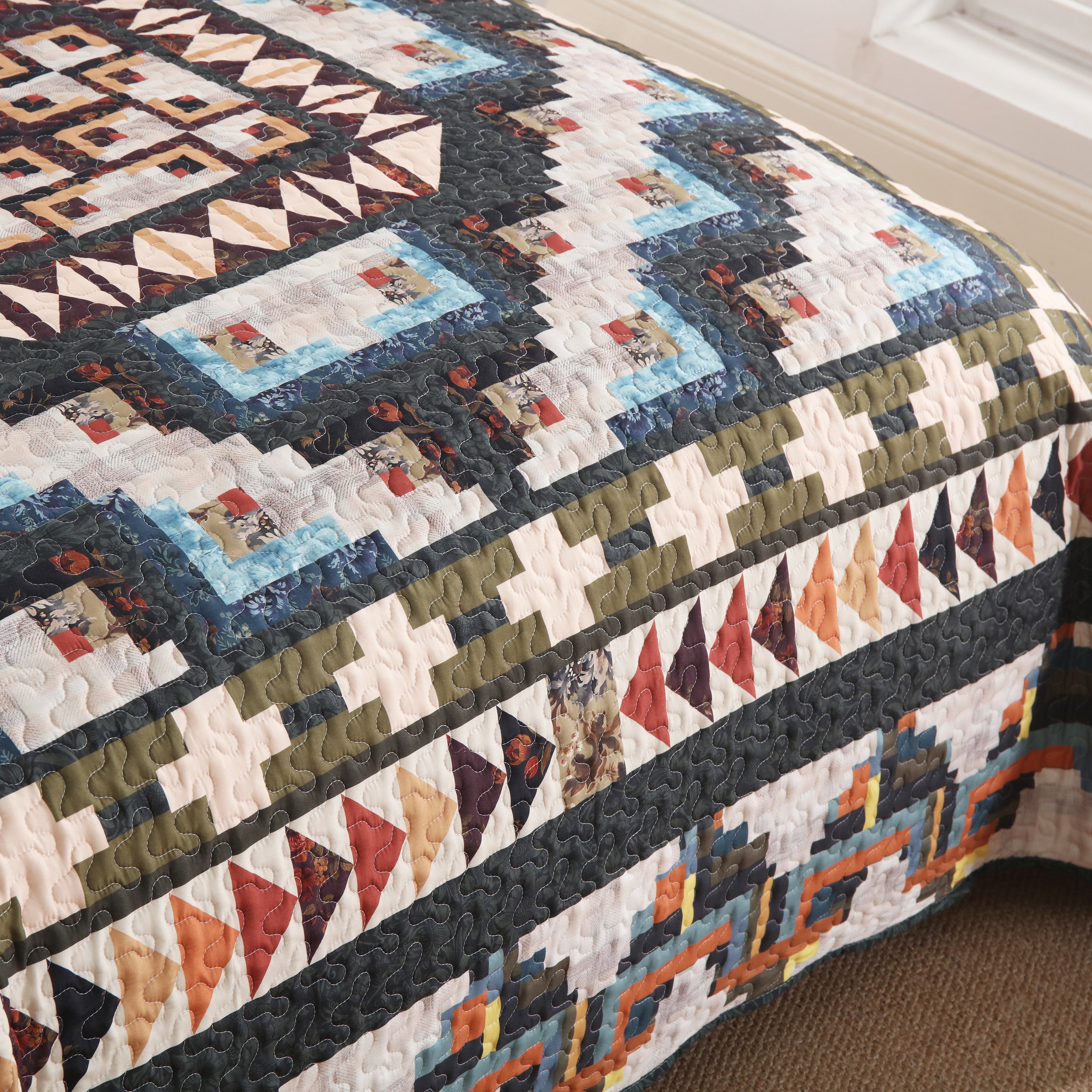 3 Piece Southwestern Lightweight Quilt Bedspread Set Maze Pattern B198