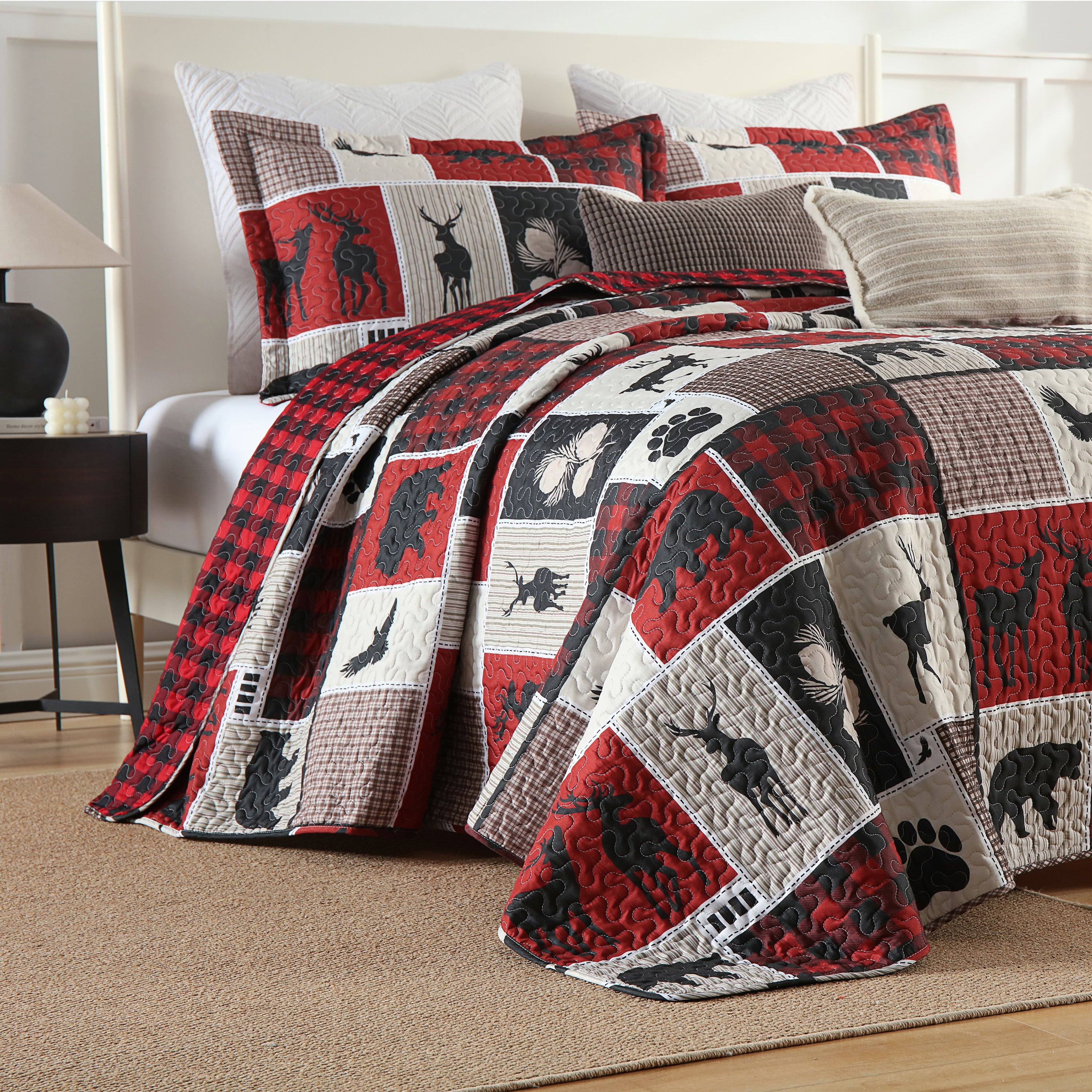 3 Piece Rustic Lodge Quilt Set, Bear Moose Plaid Patchwork Bedspread B195