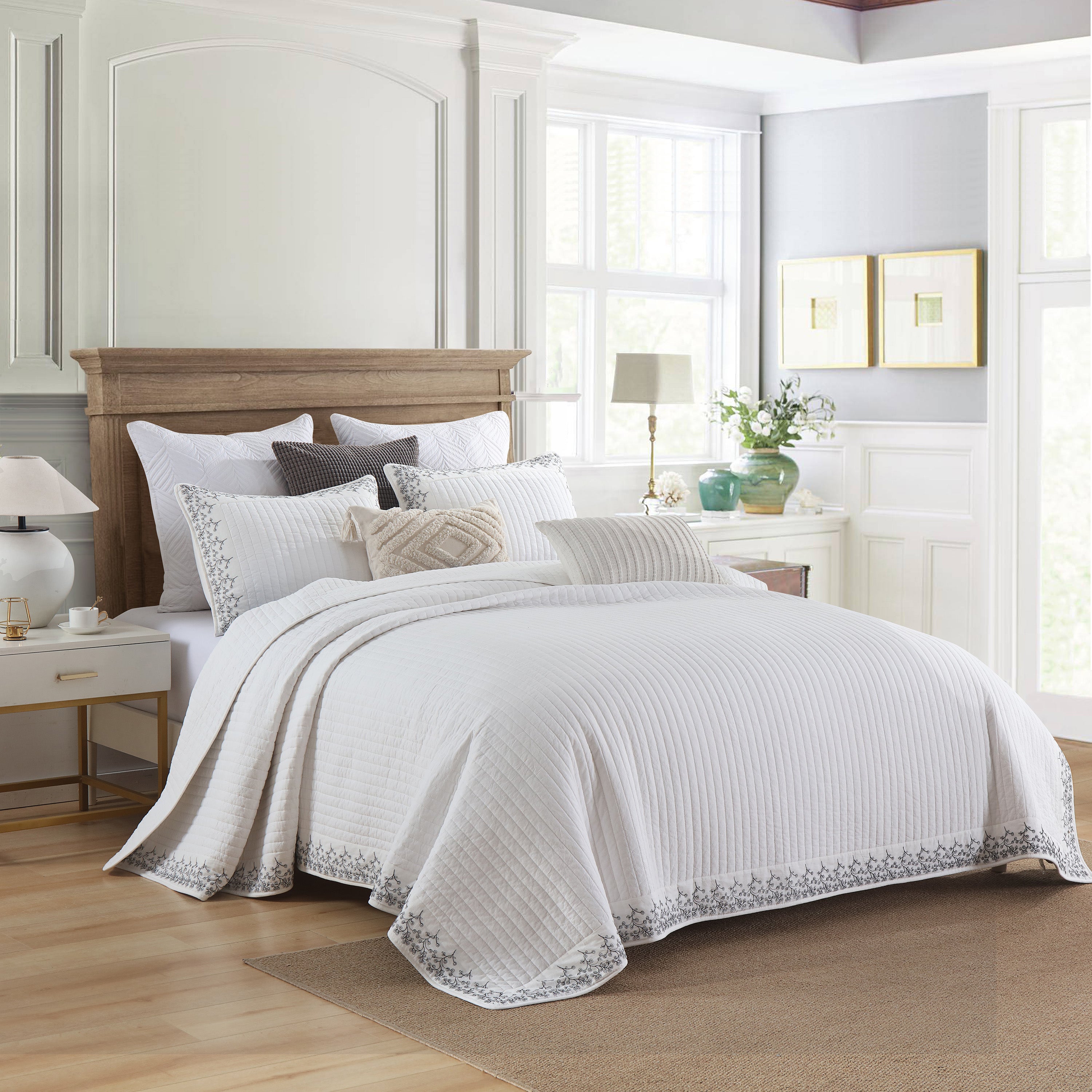 3 Piece 100% Cotton White Striped Embroidered Quilt Bedspread Set TC134