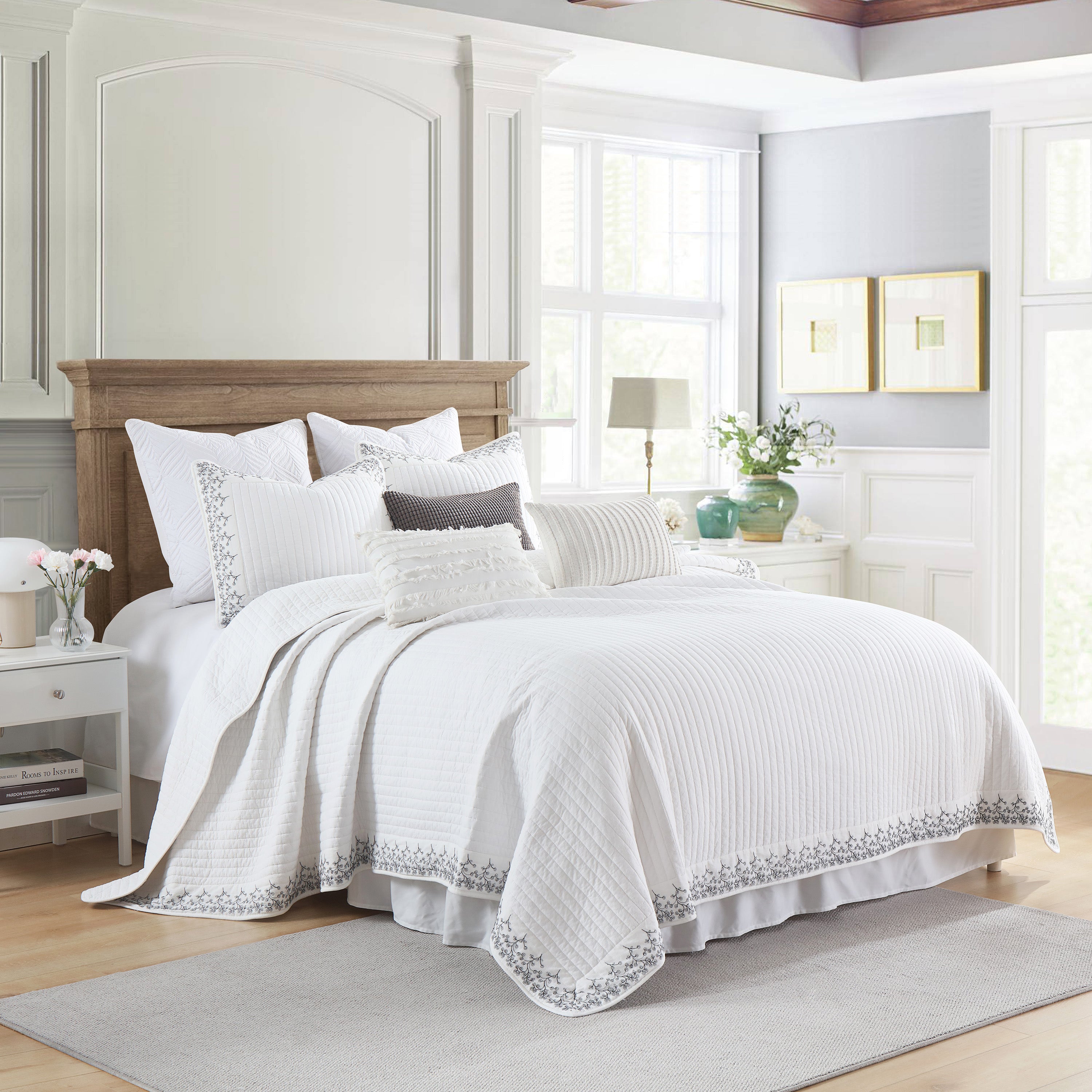 3 Piece 100% Cotton White Striped Embroidered Quilt Bedspread Set TC134