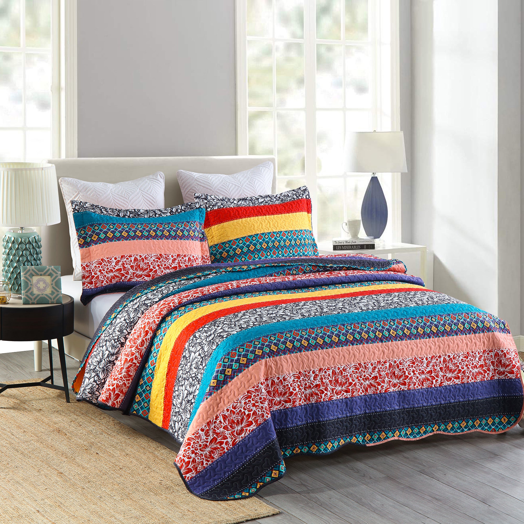 3 Piece Soft Polyester Bohemian Stripe Patchwork Quilt Bedspread Set BY221