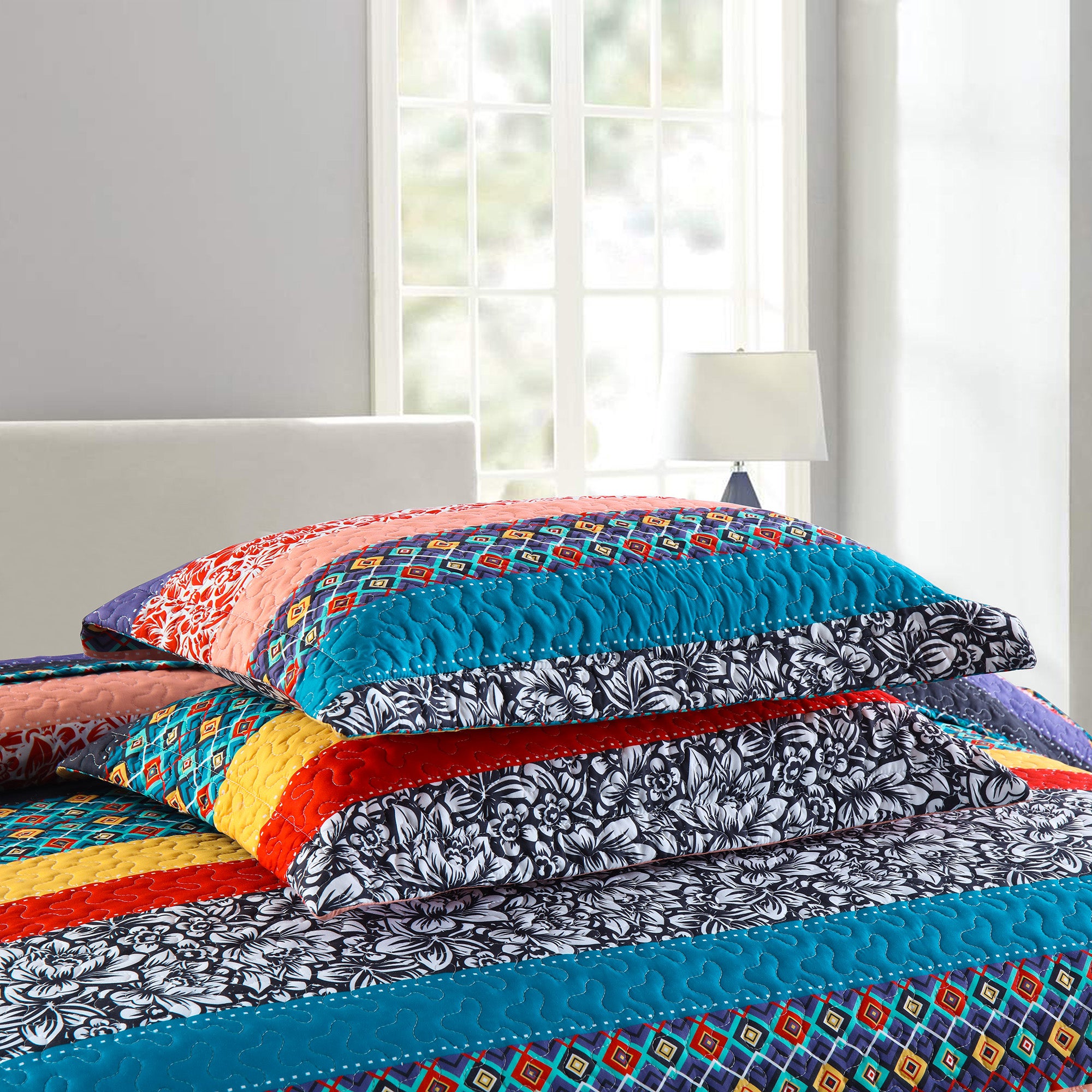 3 Piece Soft Polyester Bohemian Stripe Patchwork Quilt Bedspread Set BY221