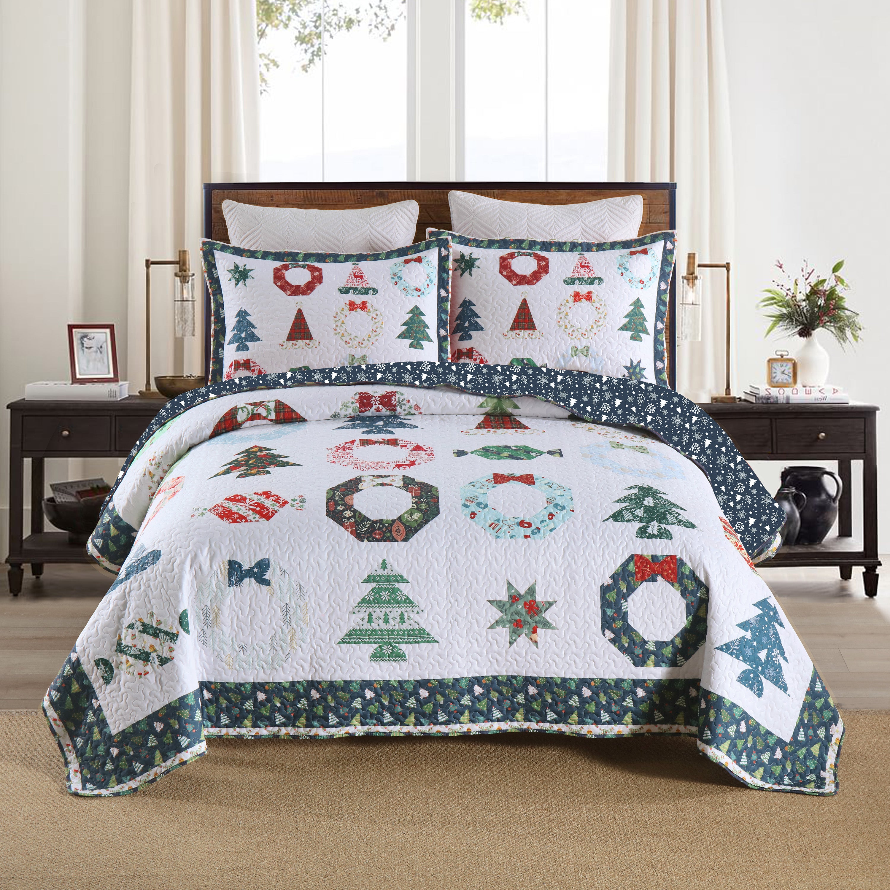 3 Piece Christmas Quilt Set Holiday Candy Print Bedspread