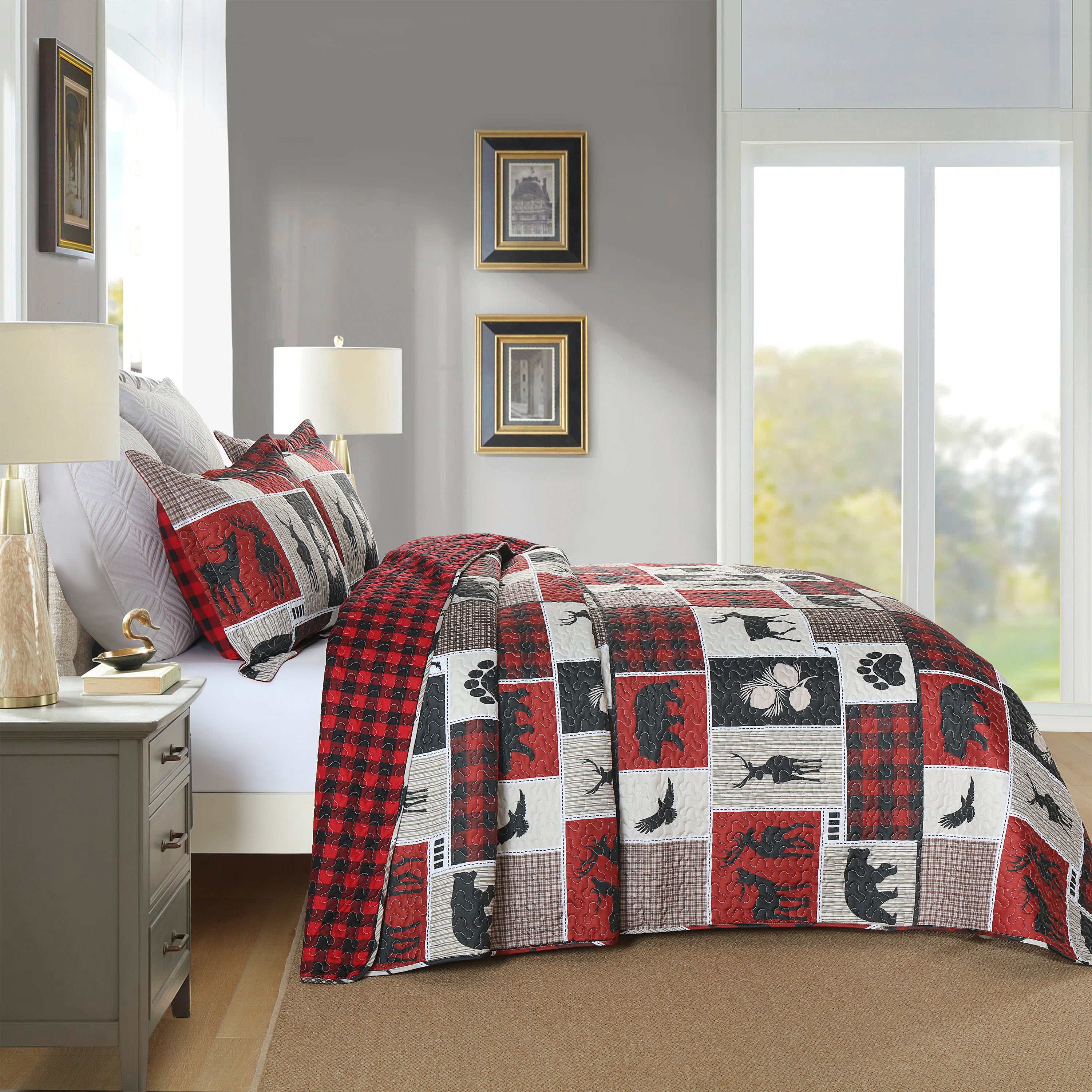 3 Piece Rustic Lodge Quilt Set, Bear Moose Plaid Patchwork Bedspread B195