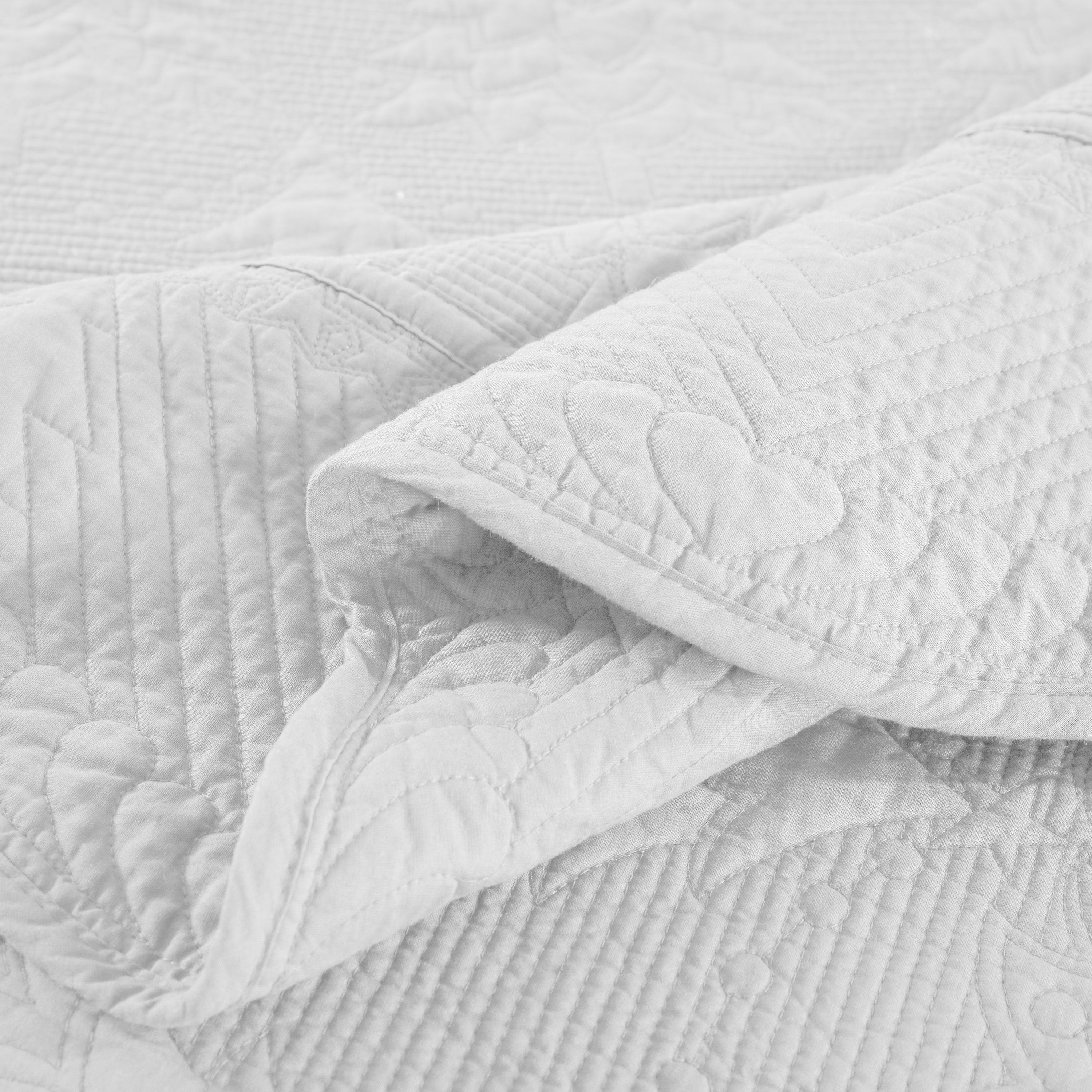3 Piece 100% Cotton Christmas Tree Oversized Lightweight Bedspread Quilt Set TC