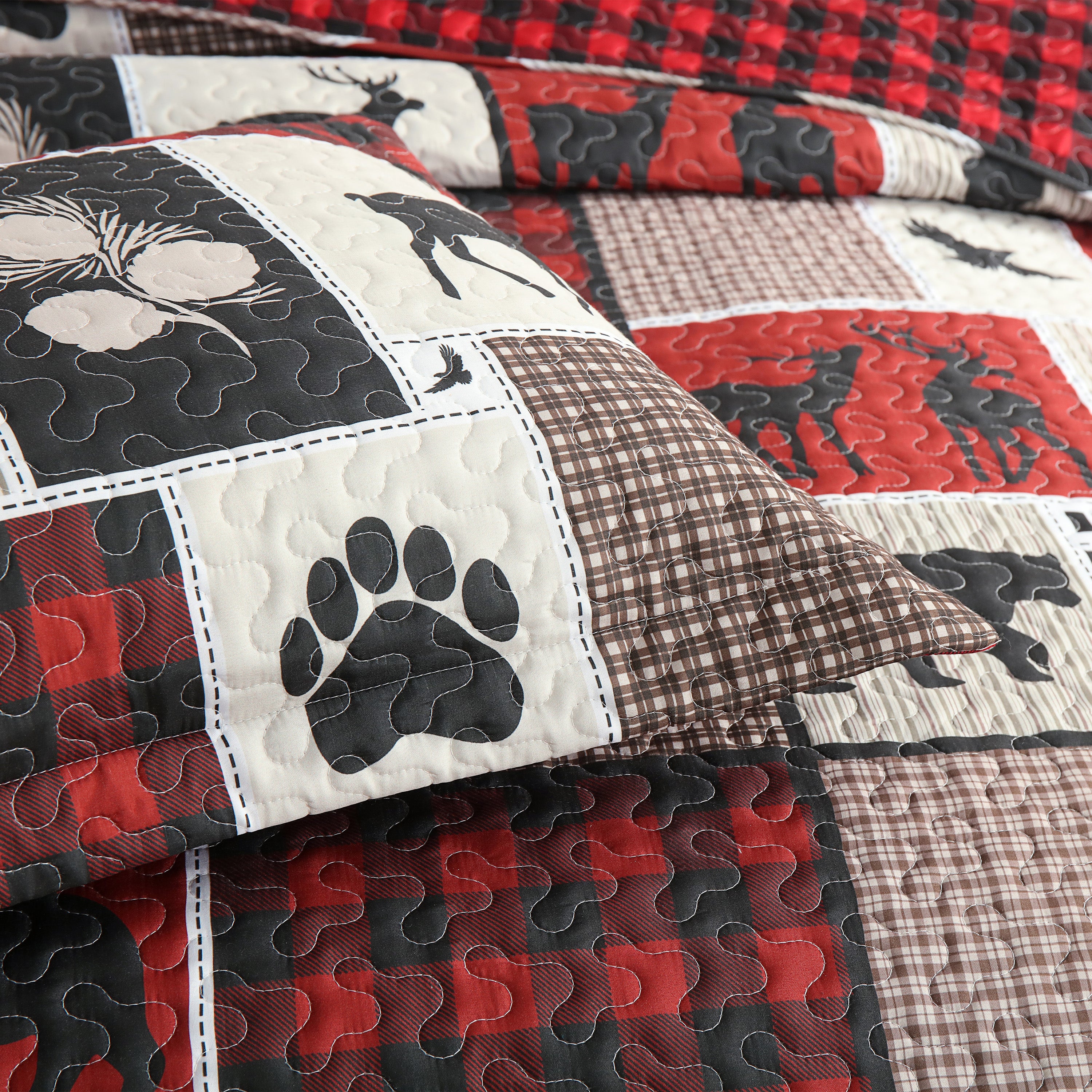 3 Piece Rustic Lodge Quilt Set, Bear Moose Plaid Patchwork Bedspread B195