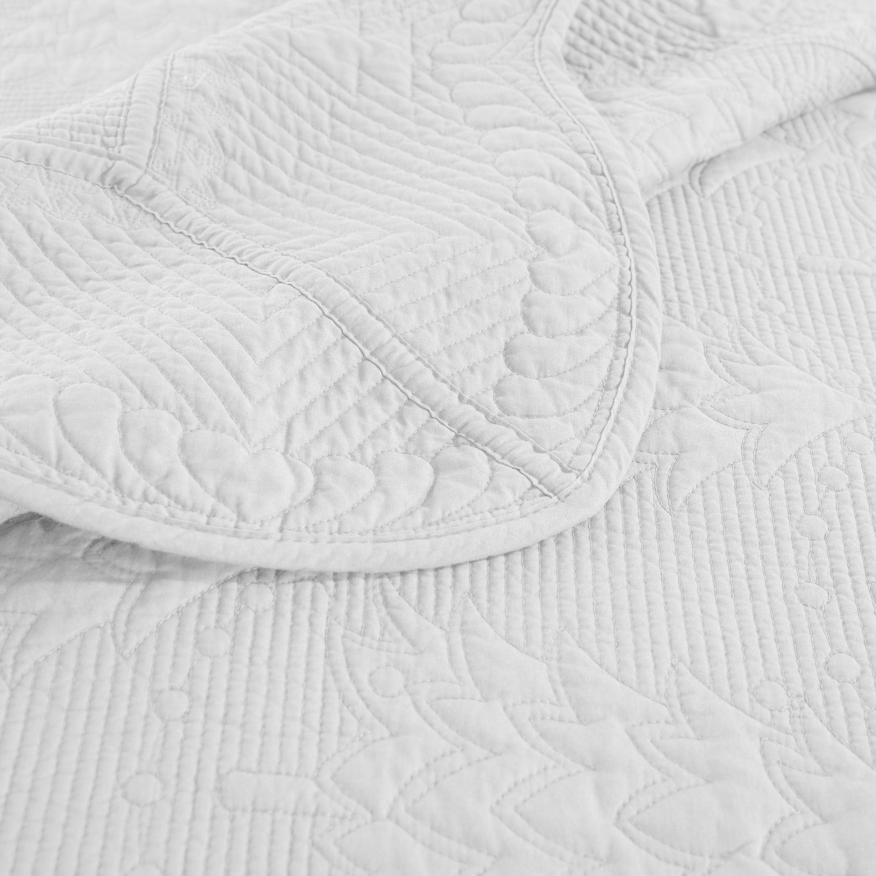 3 Piece 100% Cotton Christmas Tree Oversized Lightweight Bedspread Quilt Set TC