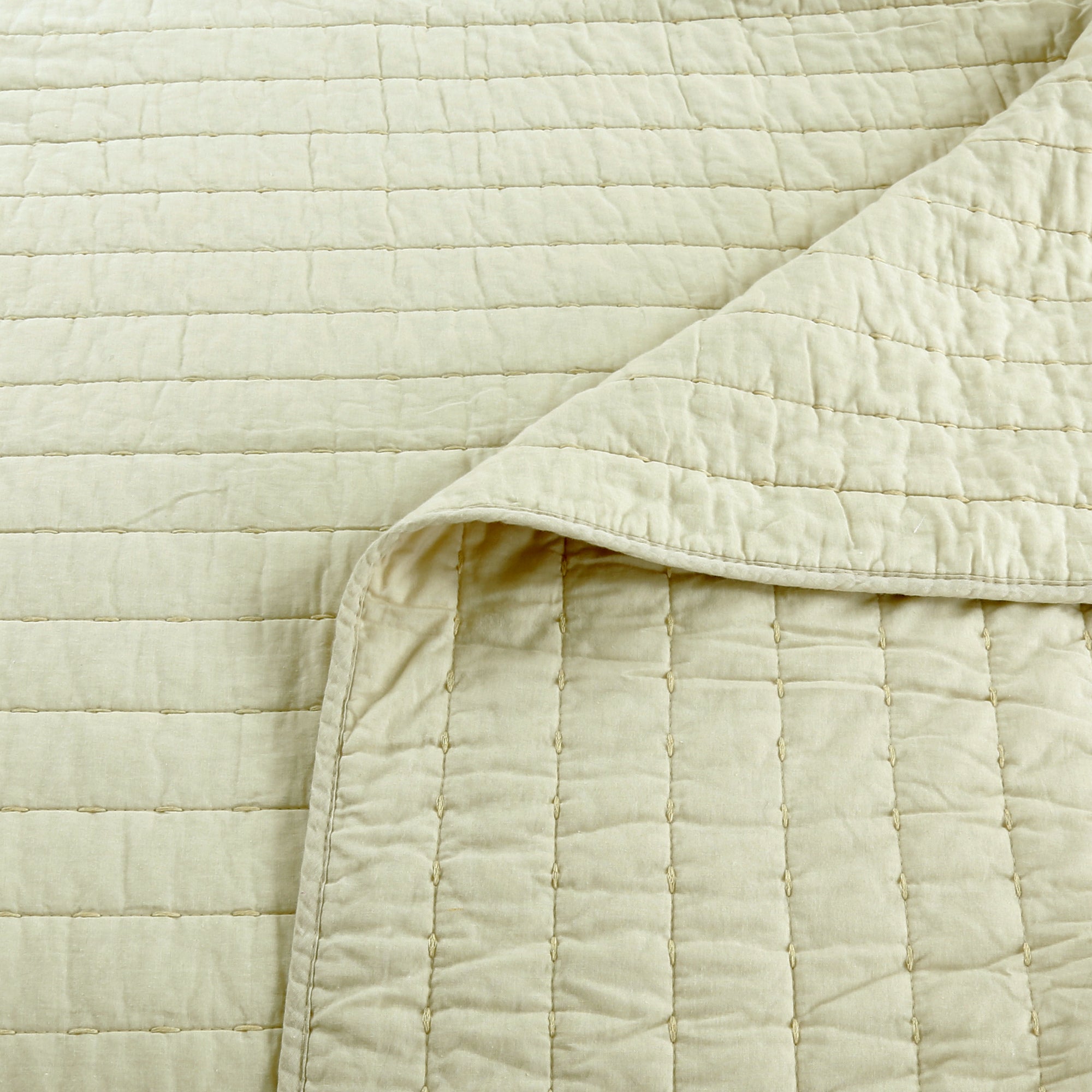 3 Piece 100% Cotton Quilt Set, Oversized Lightweight Channel Quilted Bedspread