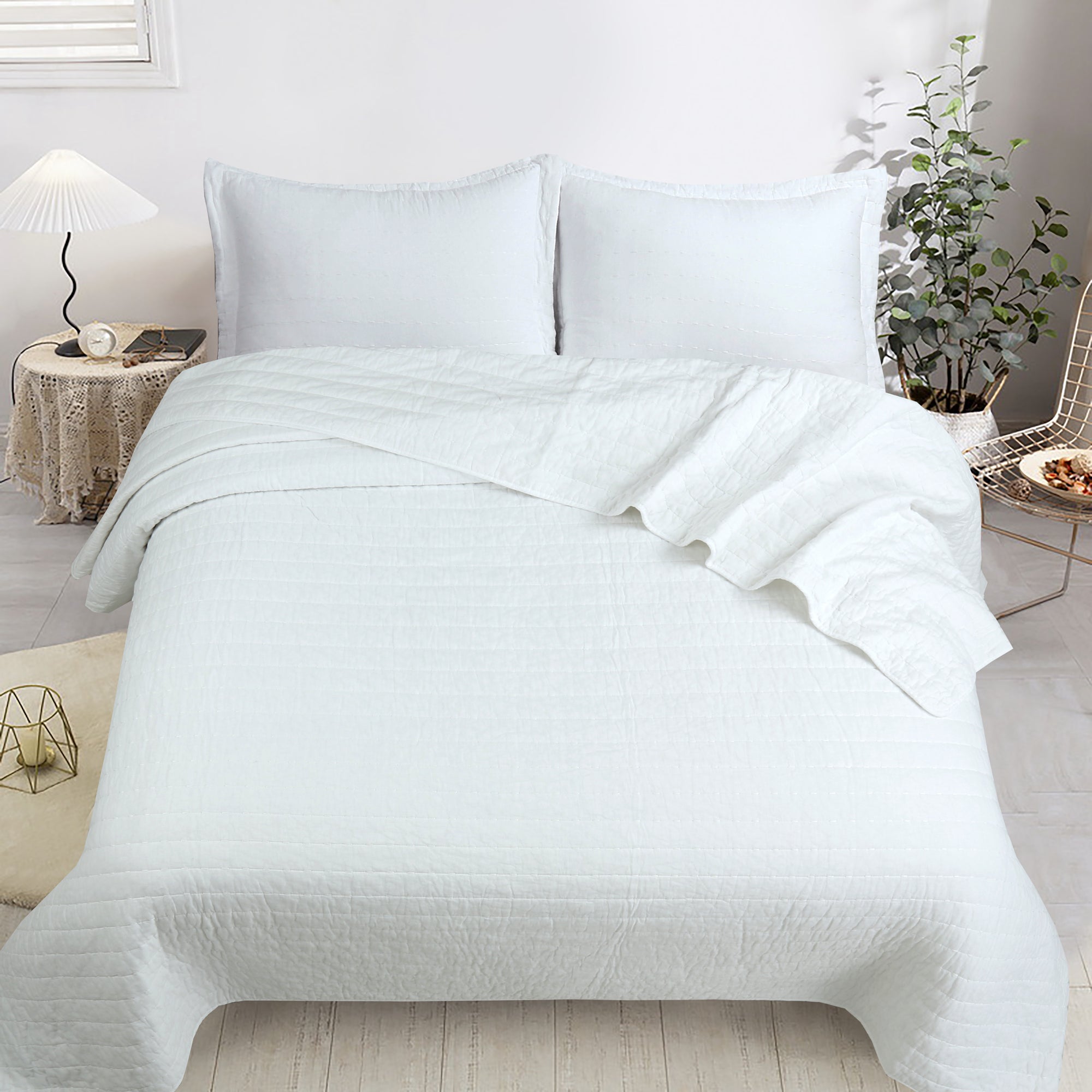 3 Piece 100% Cotton Quilt Set, Oversized Lightweight Channel Quilted Bedspread