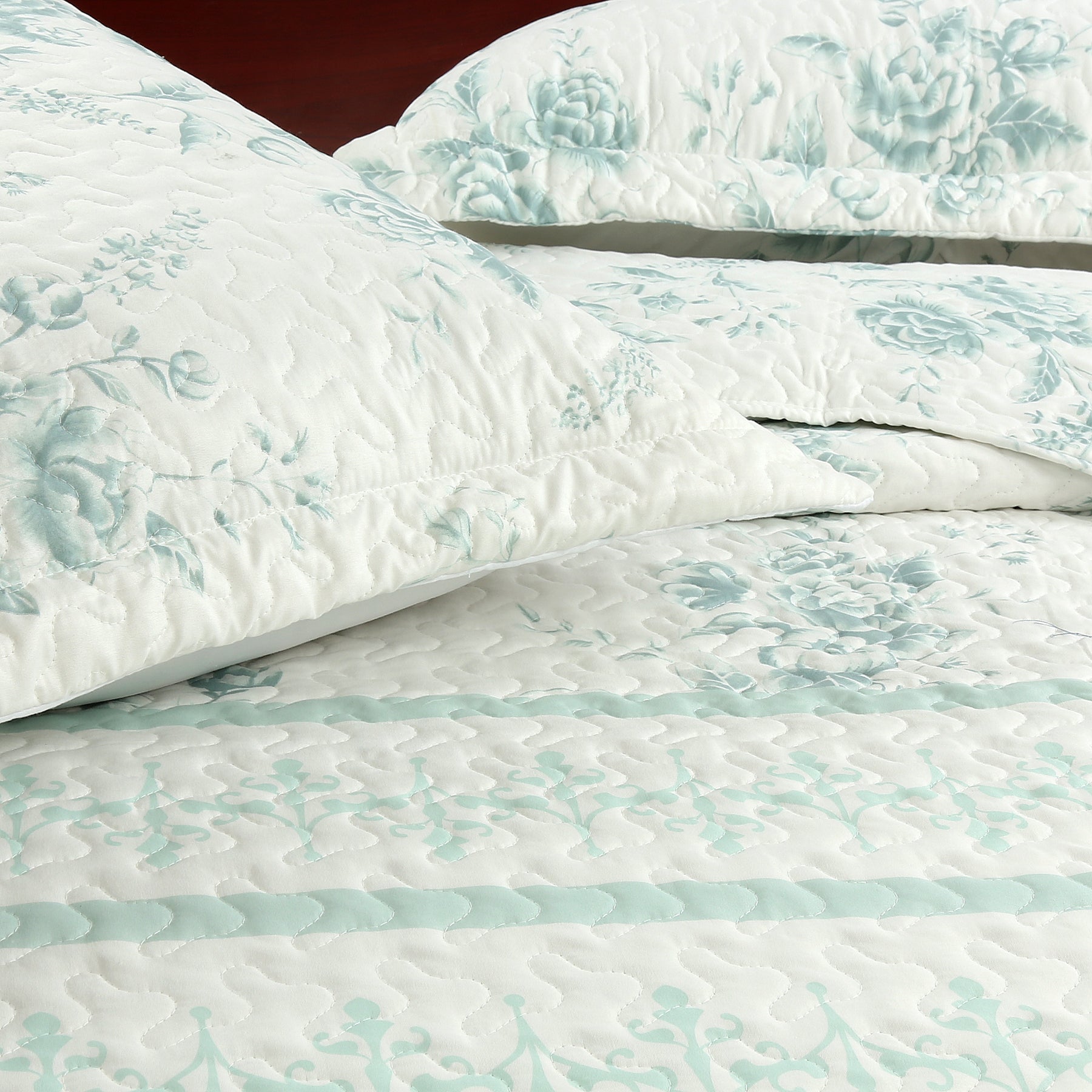 3 Piece Floral Quilt Set, French Country Bedspread C78