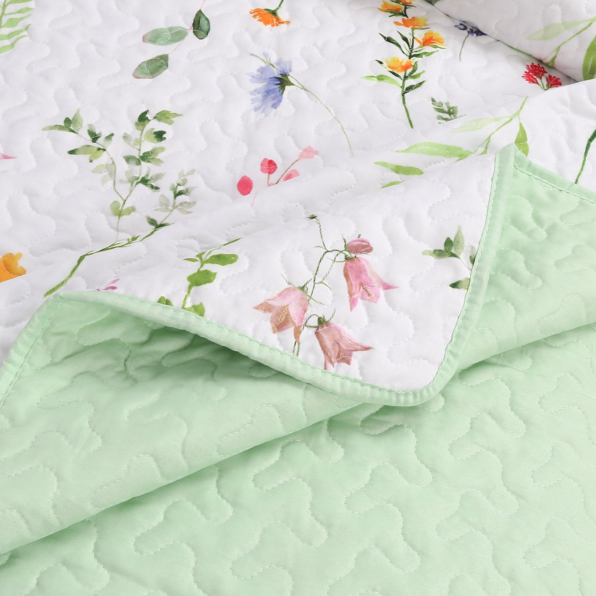 3 Piece Botanical Floral Quilt Set – Lightweight Garden Flower Bedspread ME505
