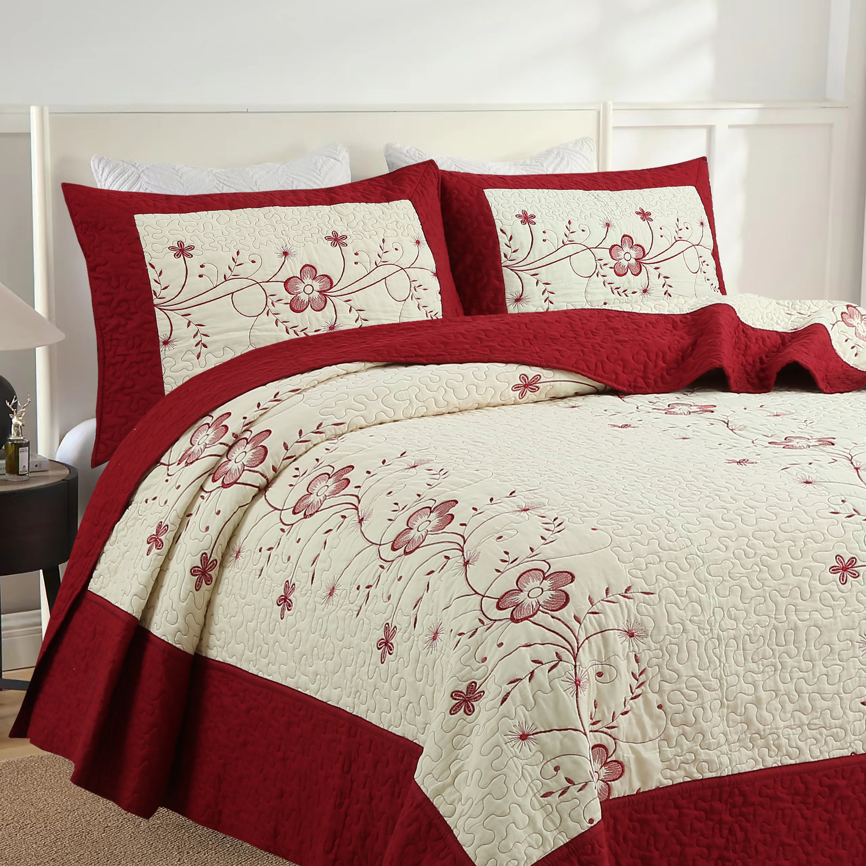 3 Piece Queen Size Embroidered Floral Quilt Bedspread Set