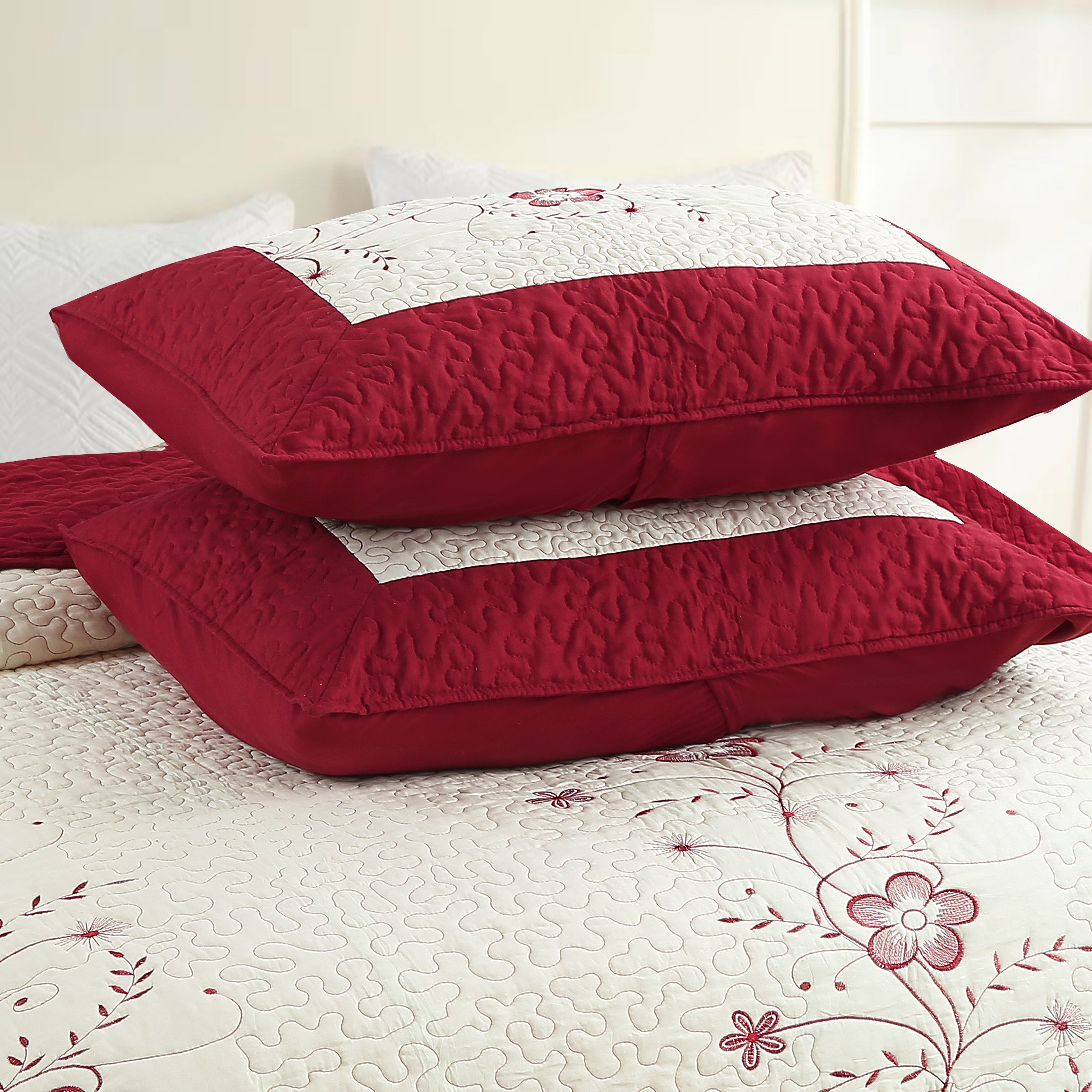 3 Piece Queen Size Embroidered Floral Quilt Bedspread Set