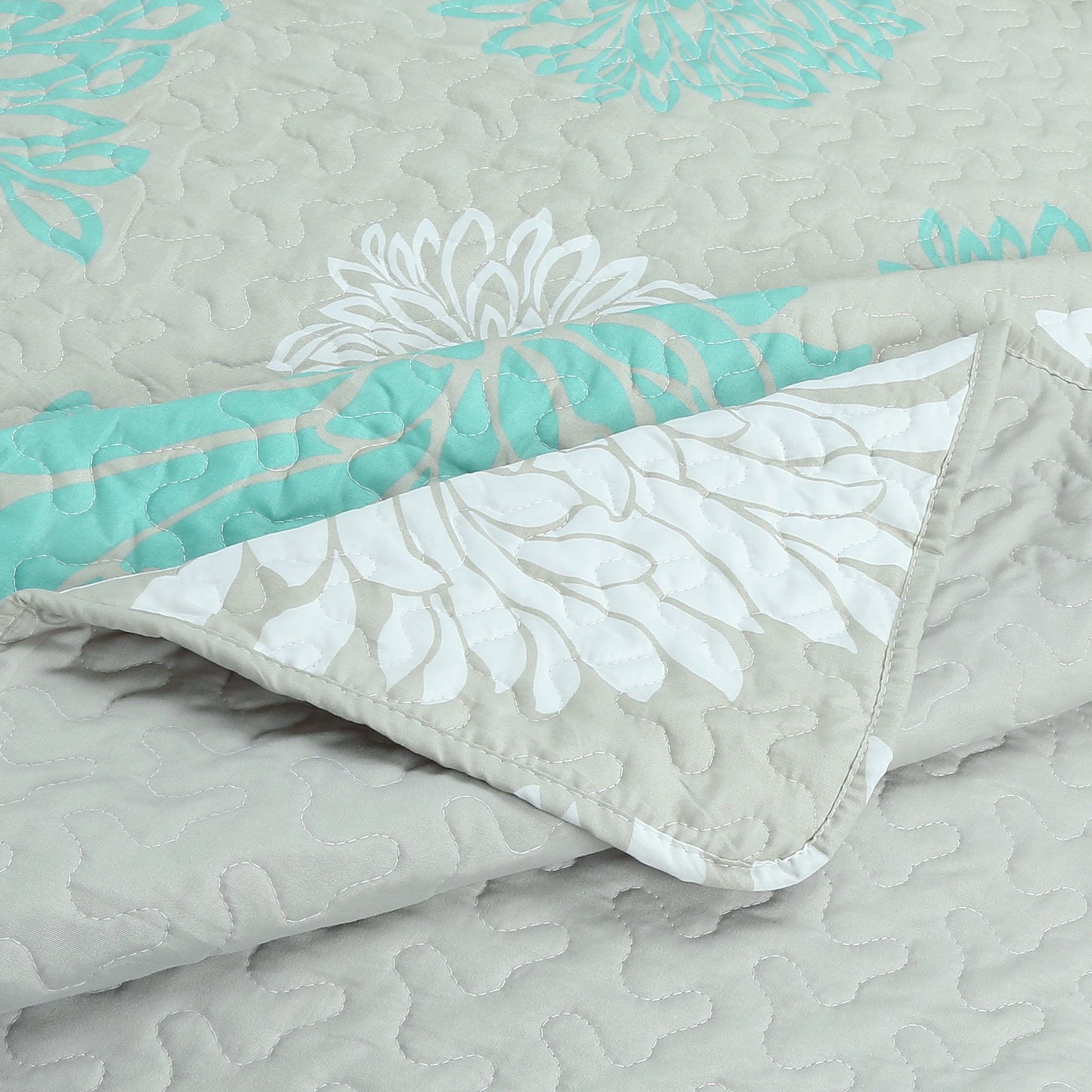 3 Piece Printed Leaf Lightweight Quilt Bedspread Set ME510