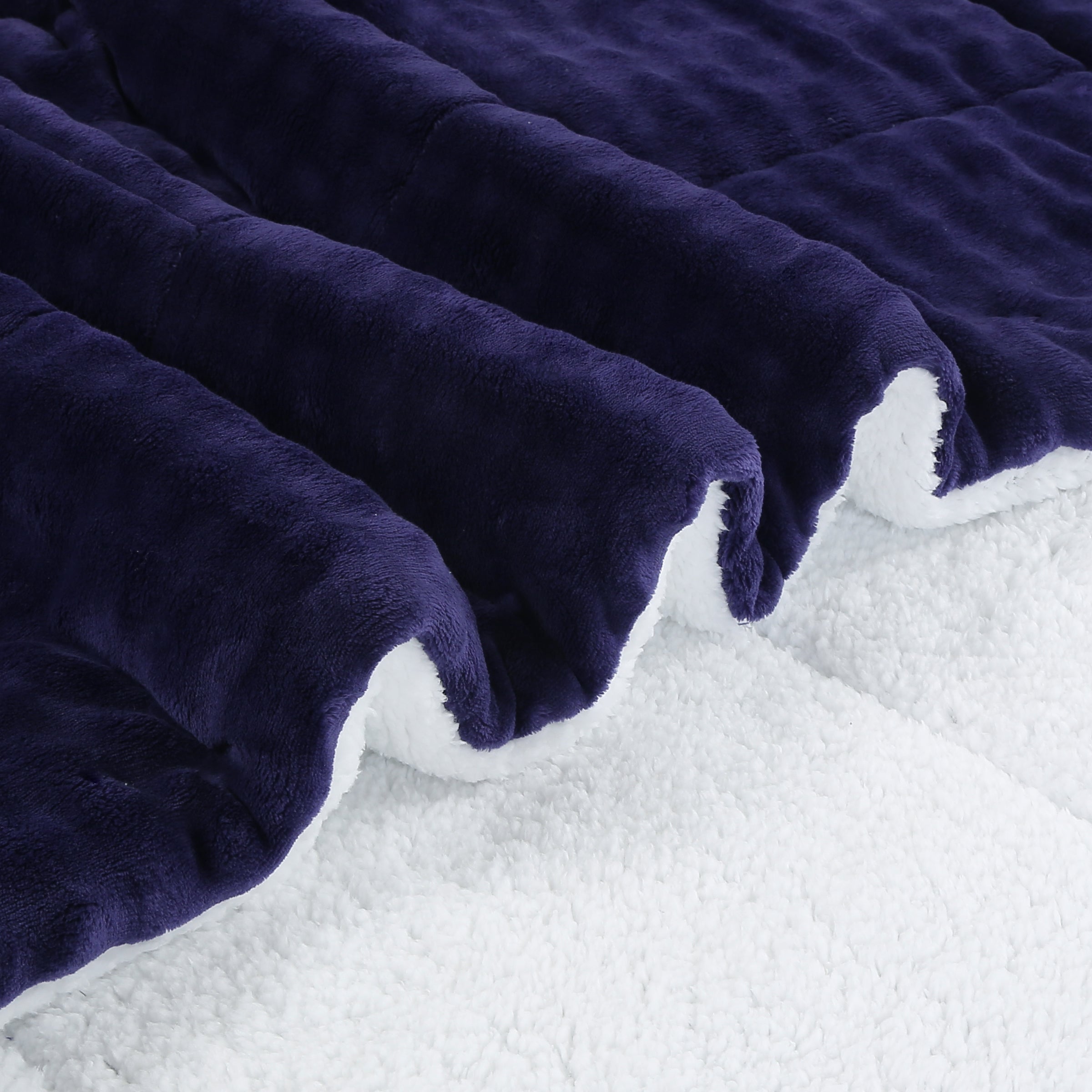 3 Piece Plush Flannel Comforter Set – Soft Bubble Velvet