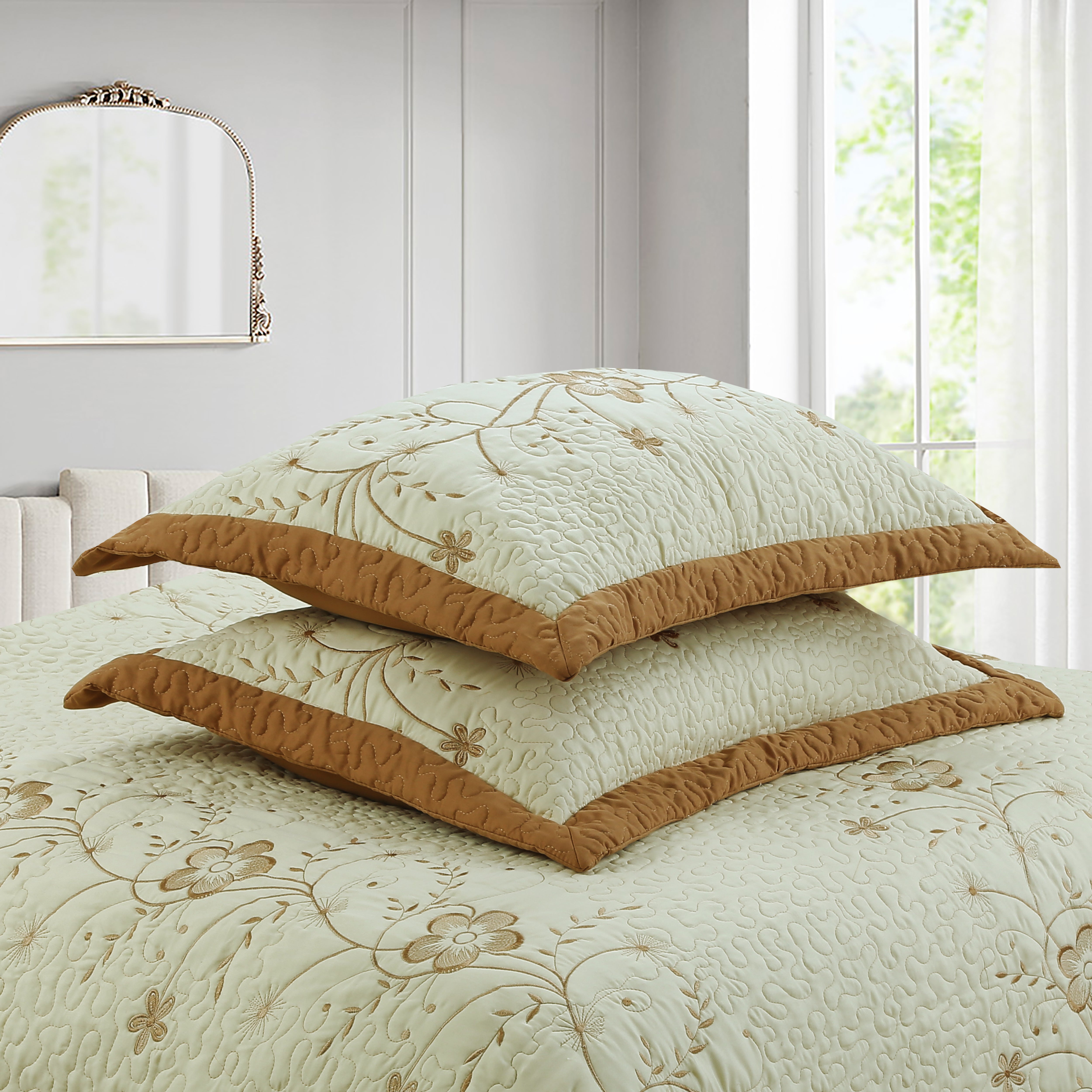 3 Piece Queen Size Embroidered Floral Quilt Bedspread Set