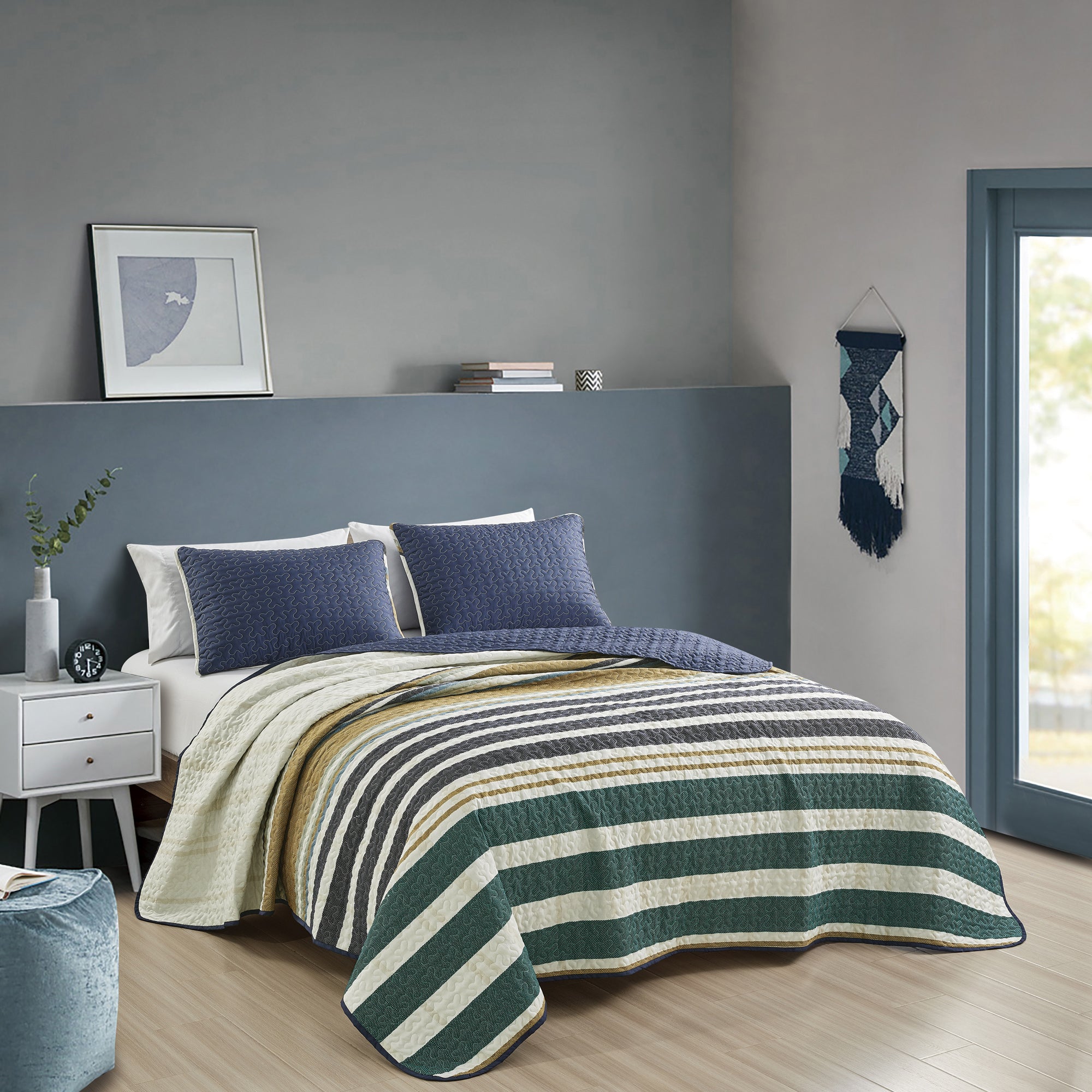 3 Piece Coastal Striped Quilt Set Lightweight Bedspread Madras
