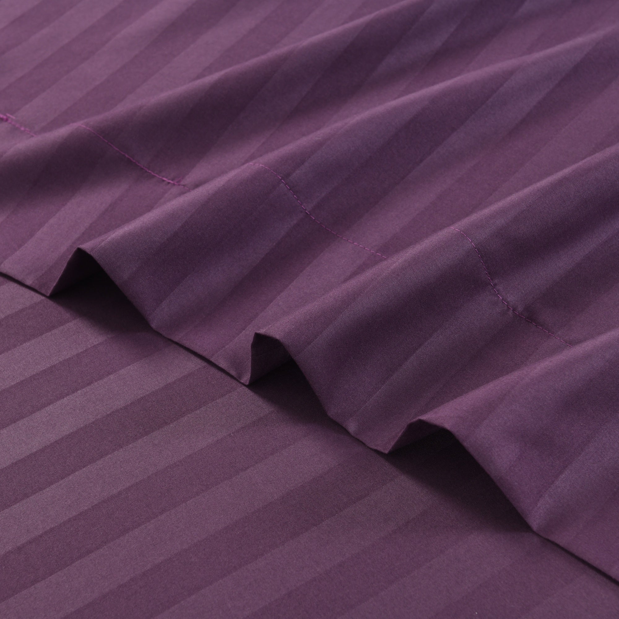 3/4 Piece Luxury Stripe Bed Sheet Set – Soft Hotel Bedding Collection 35000