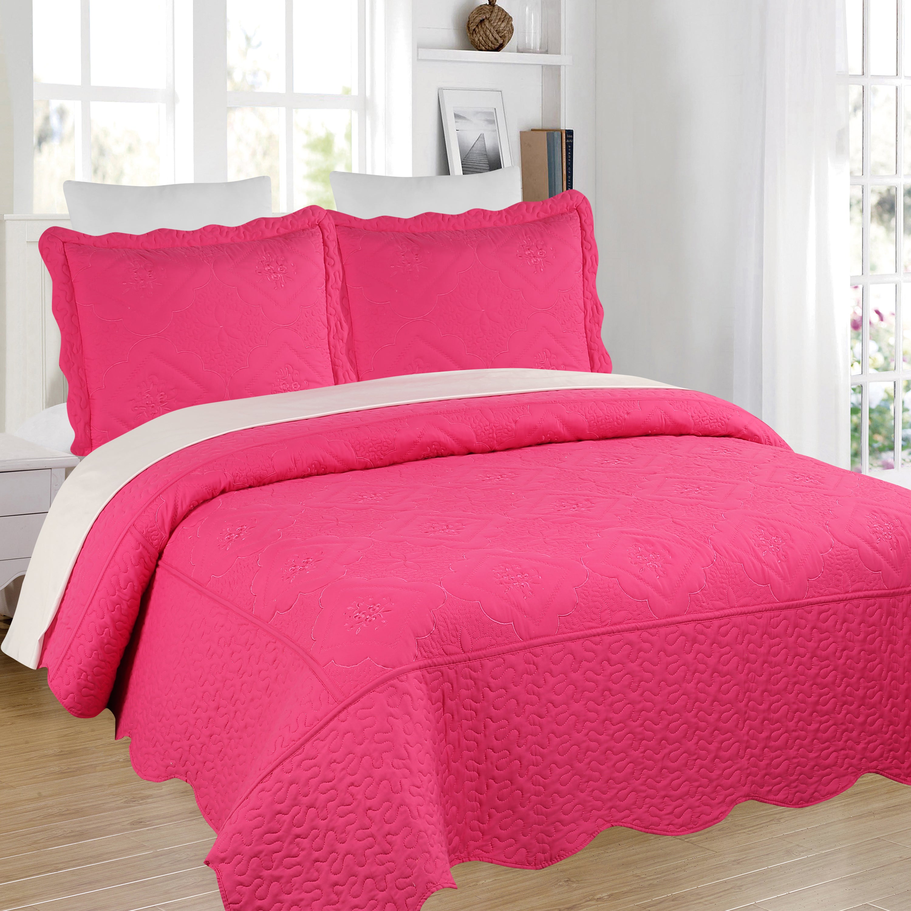 3 Piece Floral Embroidered Quilted Bedspread Set