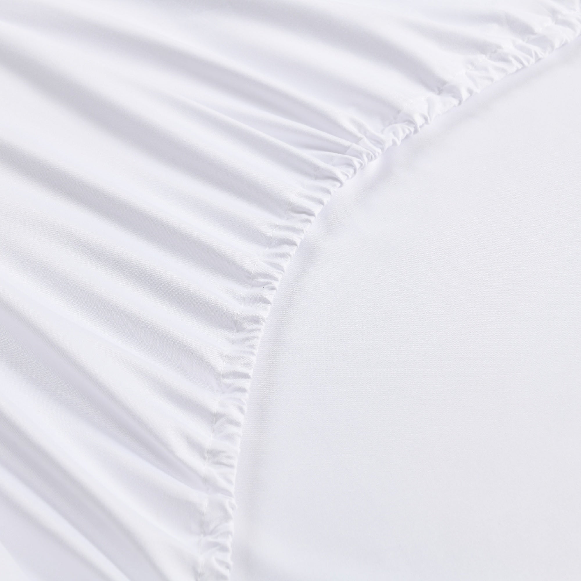 3/4 Piece Luxury Stripe Bed Sheet Set – Soft Hotel Bedding Collection 35000