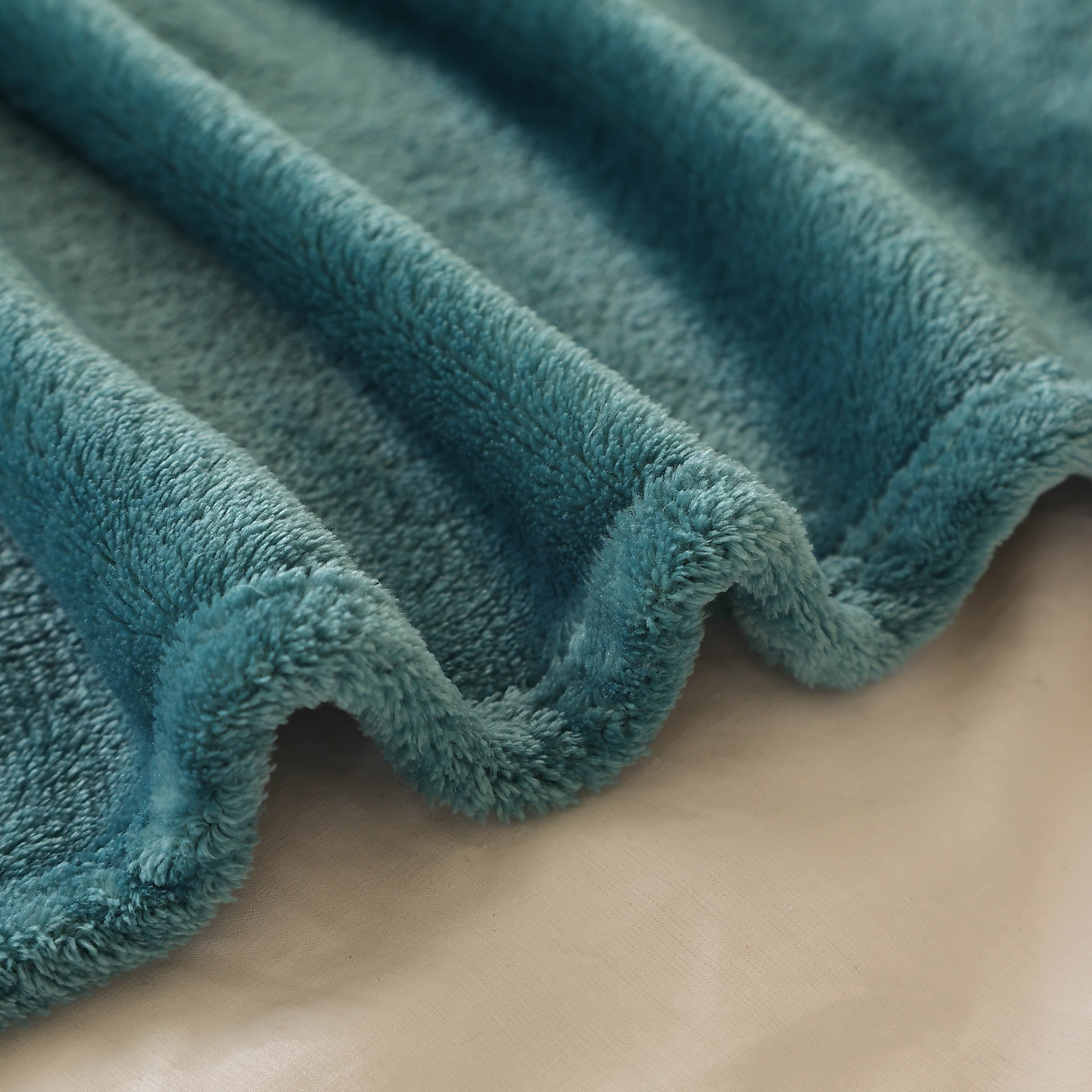 King Size Flannel Fleece Throw Blanket 240GSM Soft Lightweight Plush Cozy Bed Blanket 102 x 90 Inches