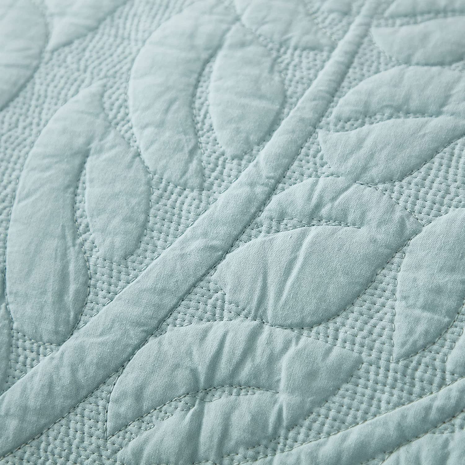 3 Piece 100% Cotton Embroidered Quilt Set – Botanical Farmhouse Bedspread