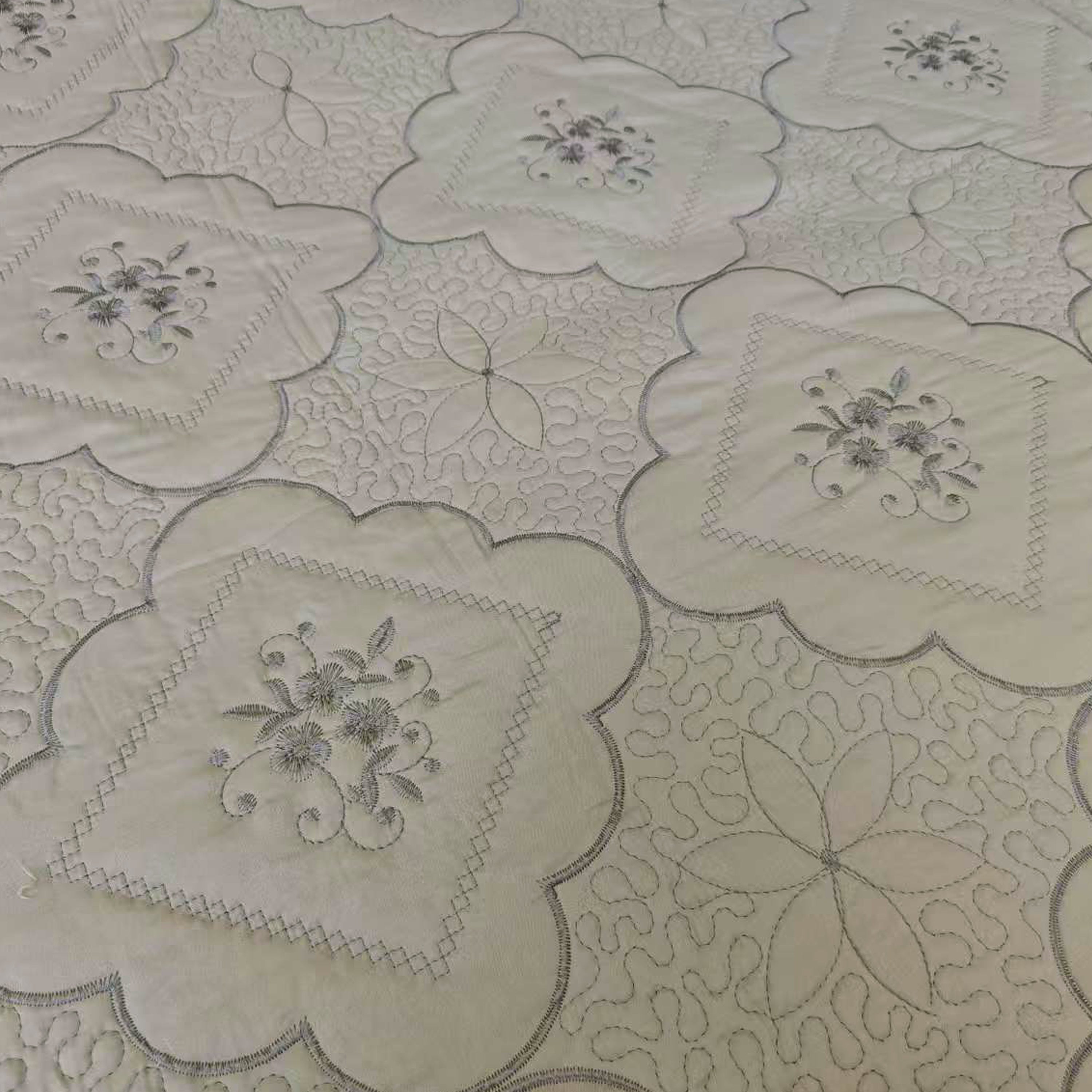 3 Piece Floral Embroidered Quilted Bedspread Set
