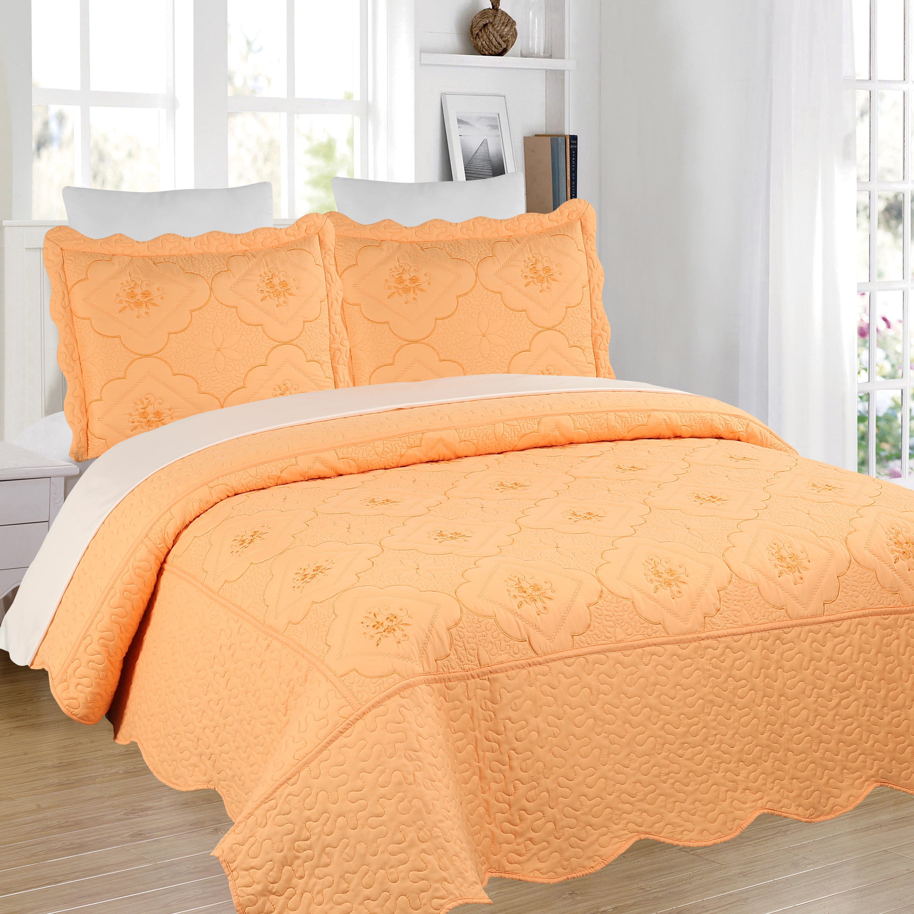 3 Piece Floral Embroidered Quilted Bedspread Set