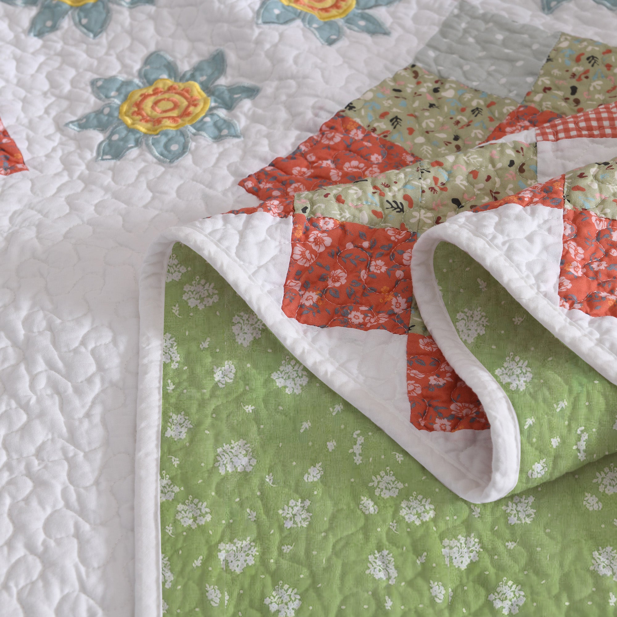 3 Piece 100% Cotton Floral Patchwork Quilt Set – Vintage Country Bedspread CP326