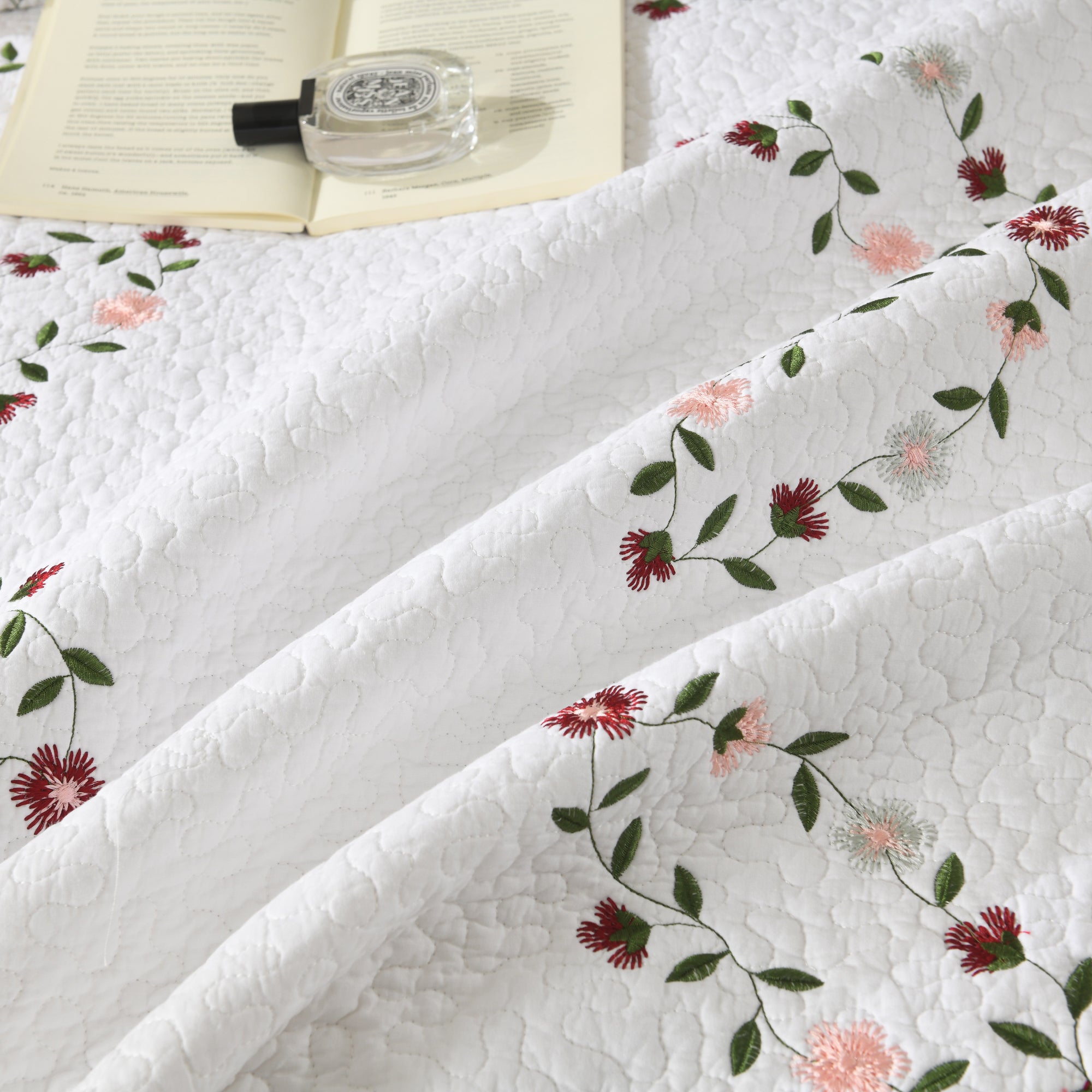 3 Piece 100% Cotton Cover Floral Vine Embroidered Cottage Quilt Bedspread Set ME526