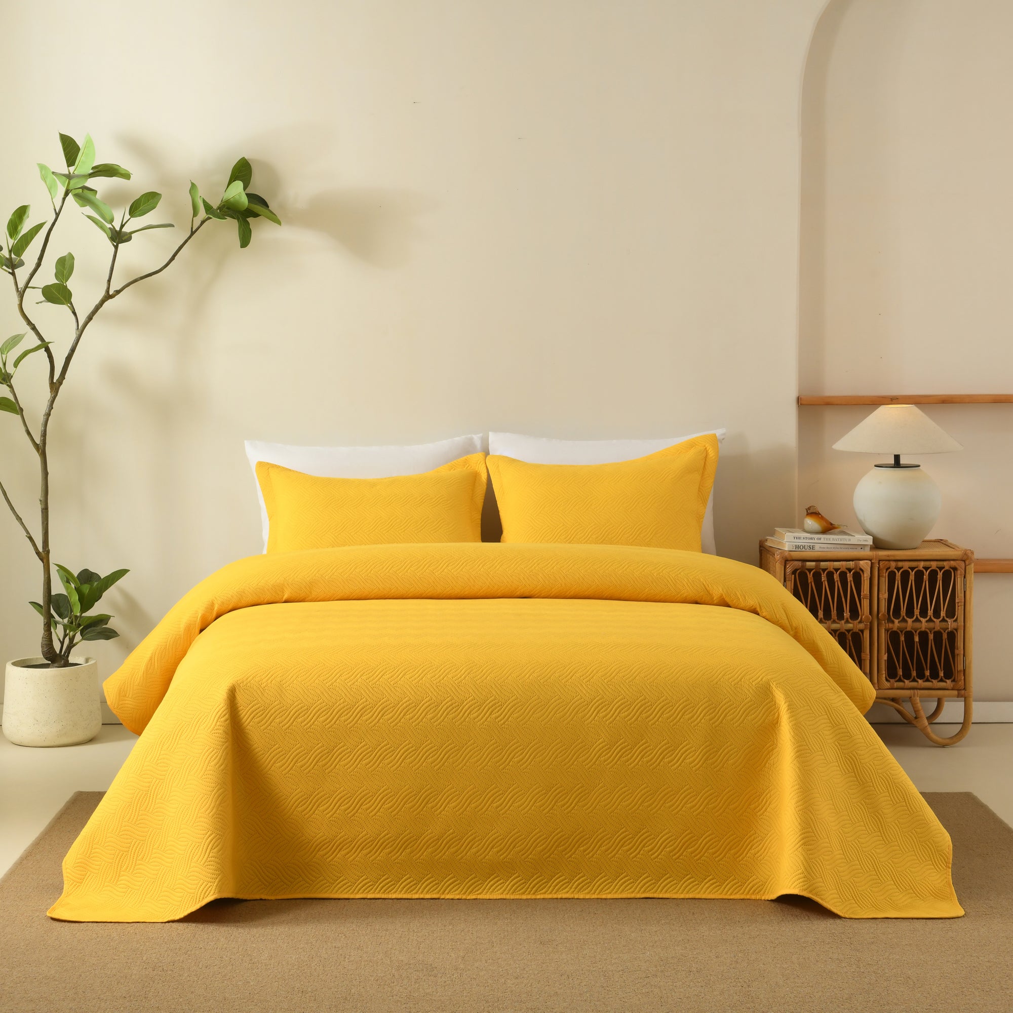 100% Polyester Ultrasonic Quilted Lightweight Quilt Bedspread Set