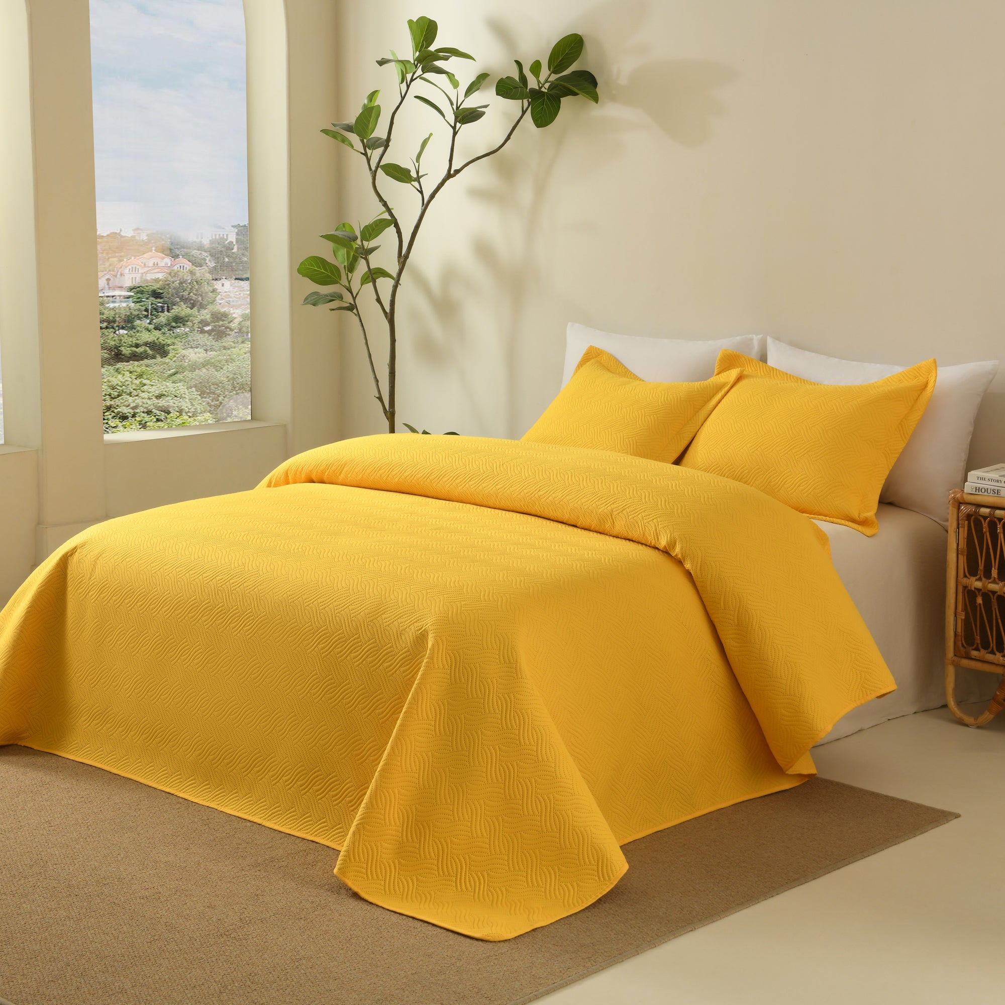 100% Polyester Ultrasonic Quilted Lightweight Quilt Bedspread Set