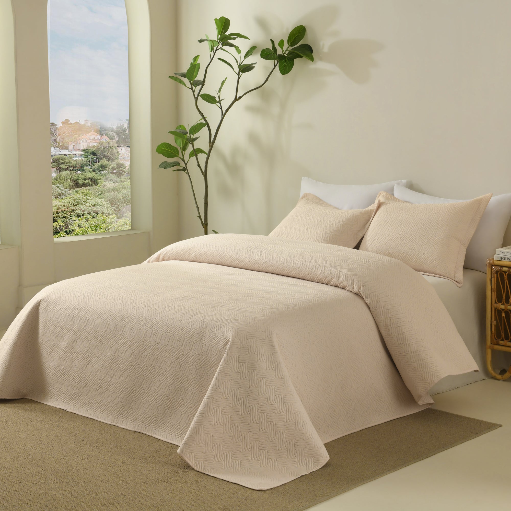 100% Polyester Ultrasonic Quilted Lightweight Quilt Bedspread Set