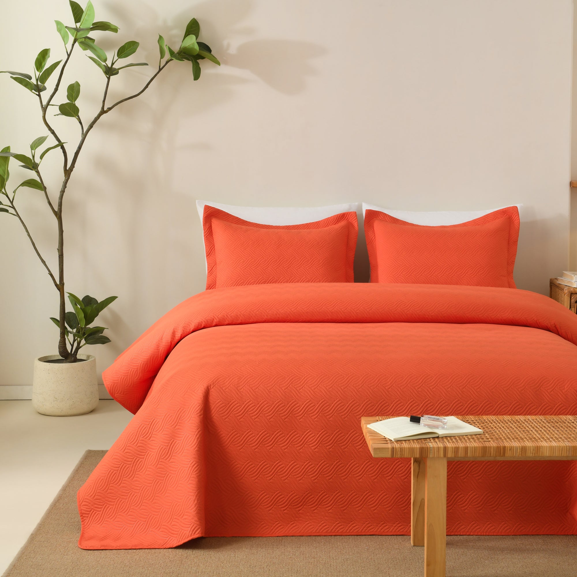 100% Polyester Ultrasonic Quilted Lightweight Quilt Bedspread Set