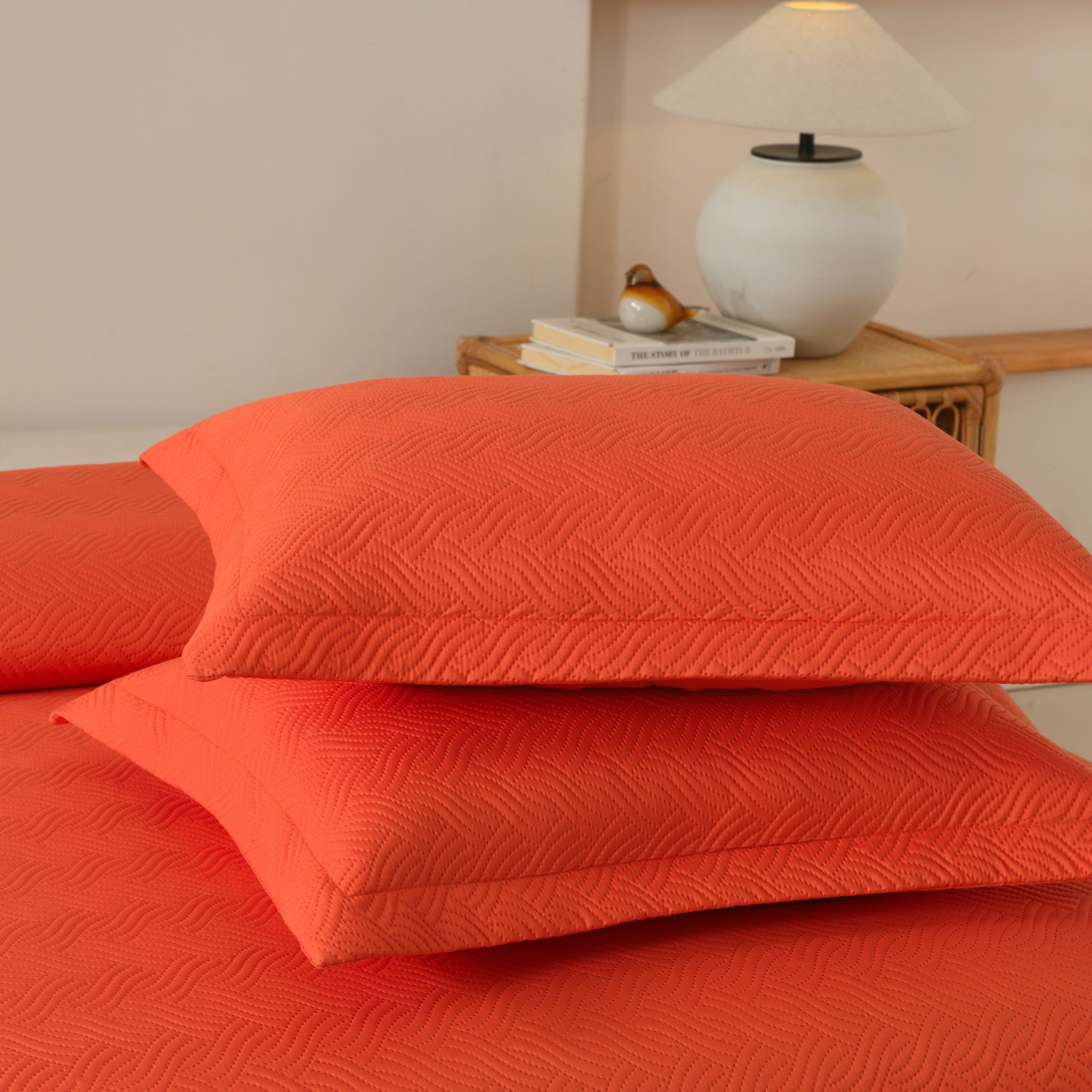 100% Polyester Ultrasonic Quilted Lightweight Quilt Bedspread Set