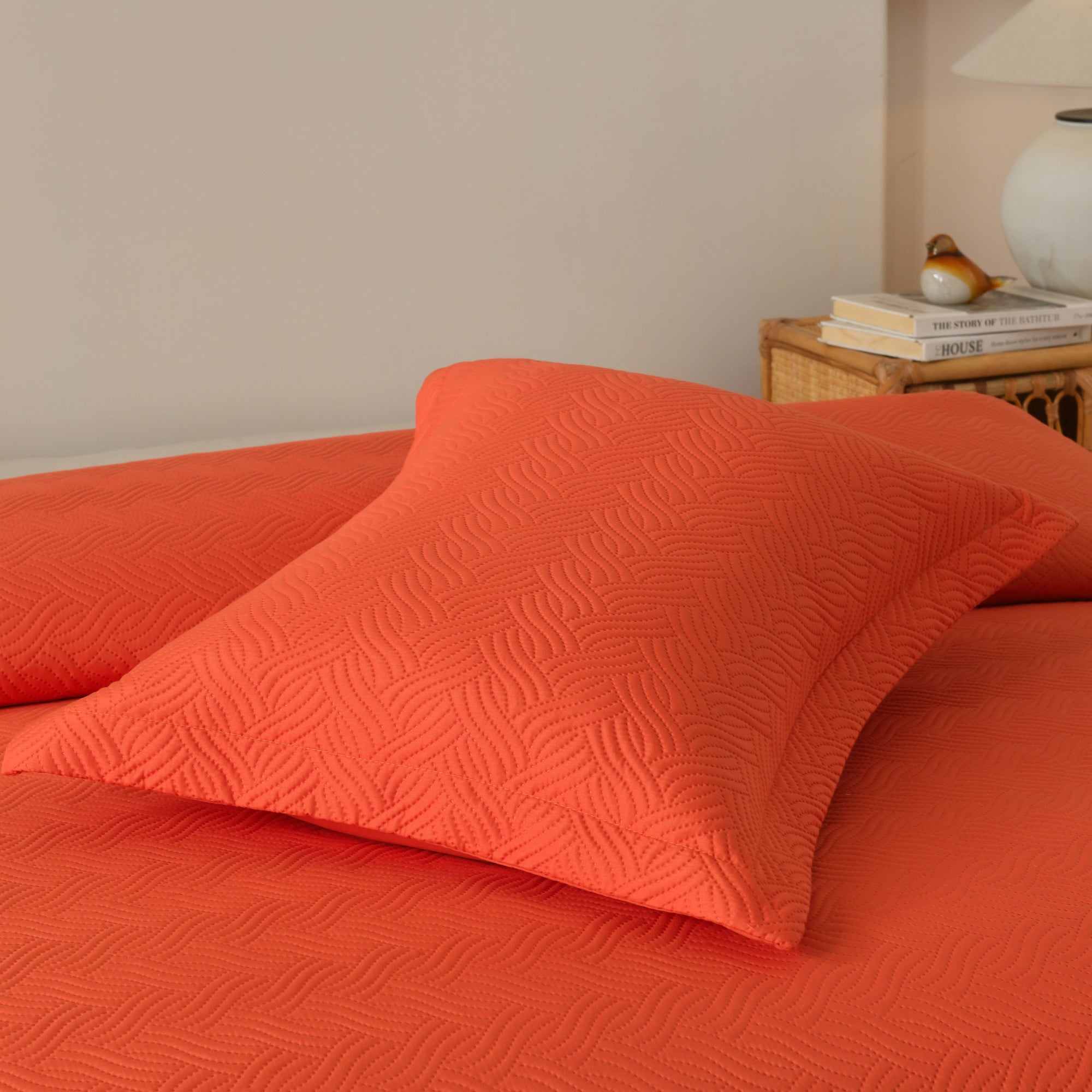 100% Polyester Ultrasonic Quilted Lightweight Quilt Bedspread Set
