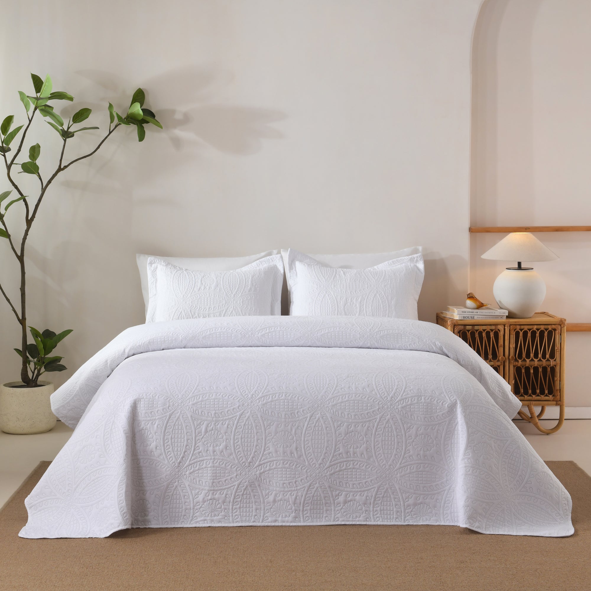 100% Polyester Ultrasonic Quilted Lightweight Quilt Bedspread Set