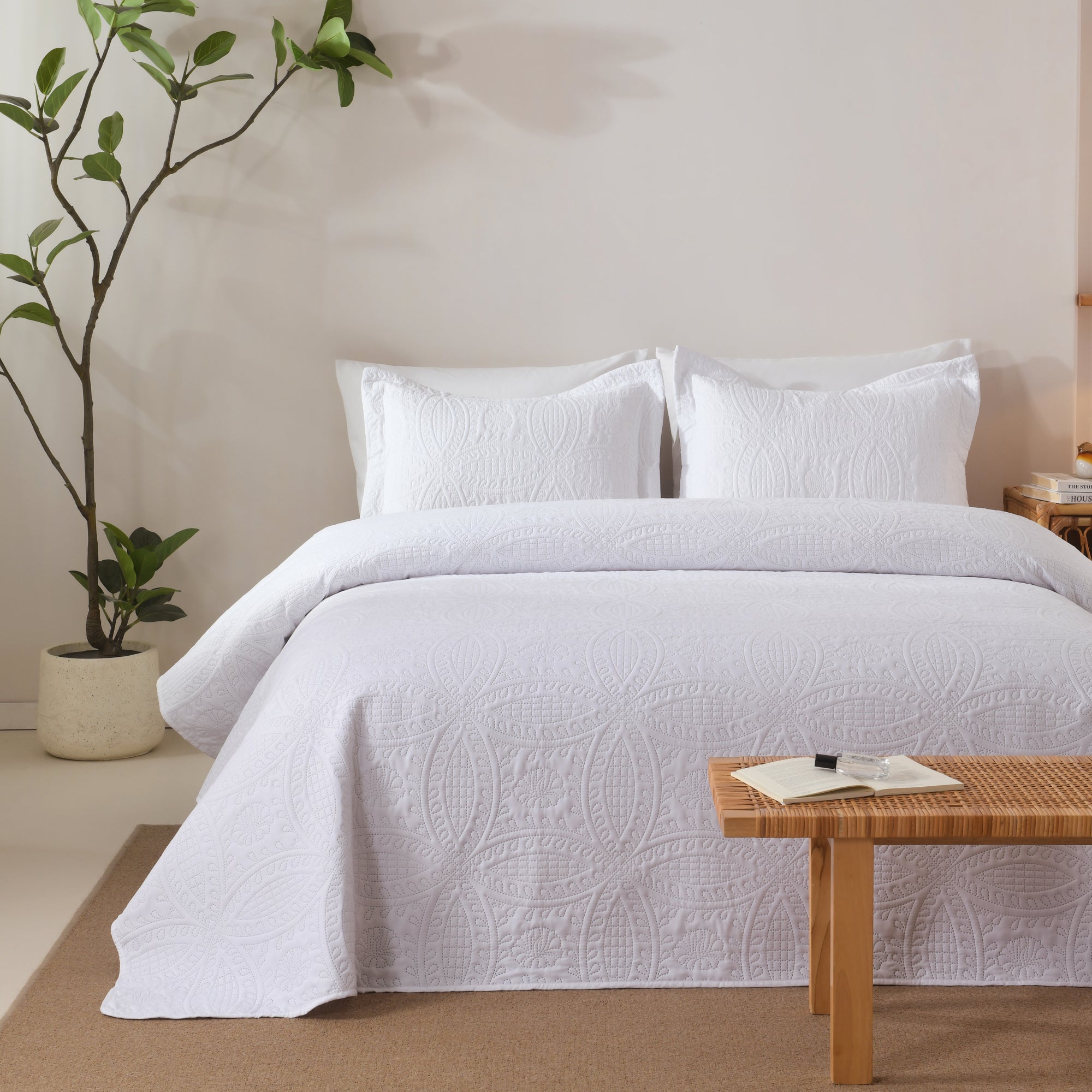 100% Polyester Ultrasonic Quilted Lightweight Quilt Bedspread Set