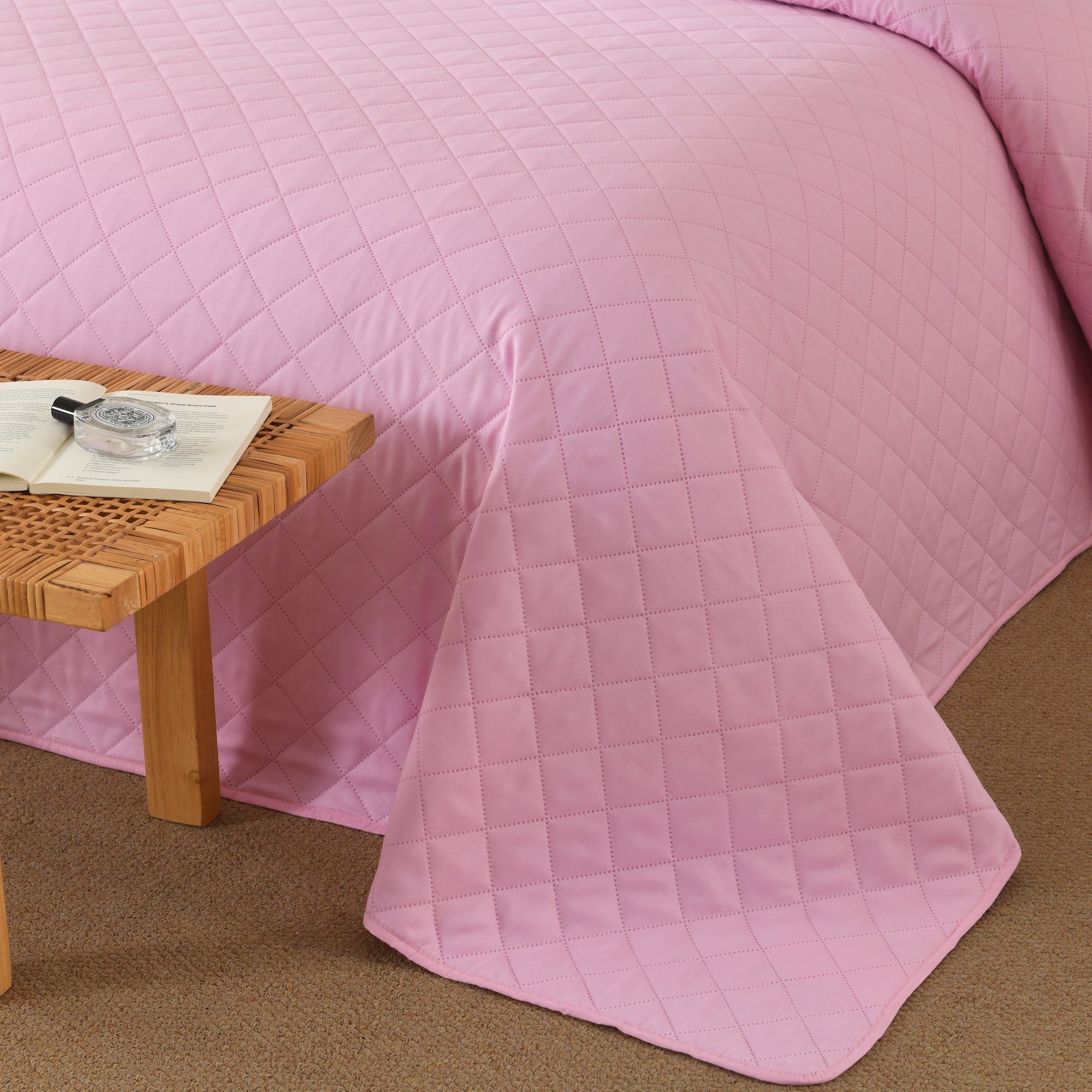 100% Polyester Ultrasonic Quilted Lightweight Quilt Bedspread Set